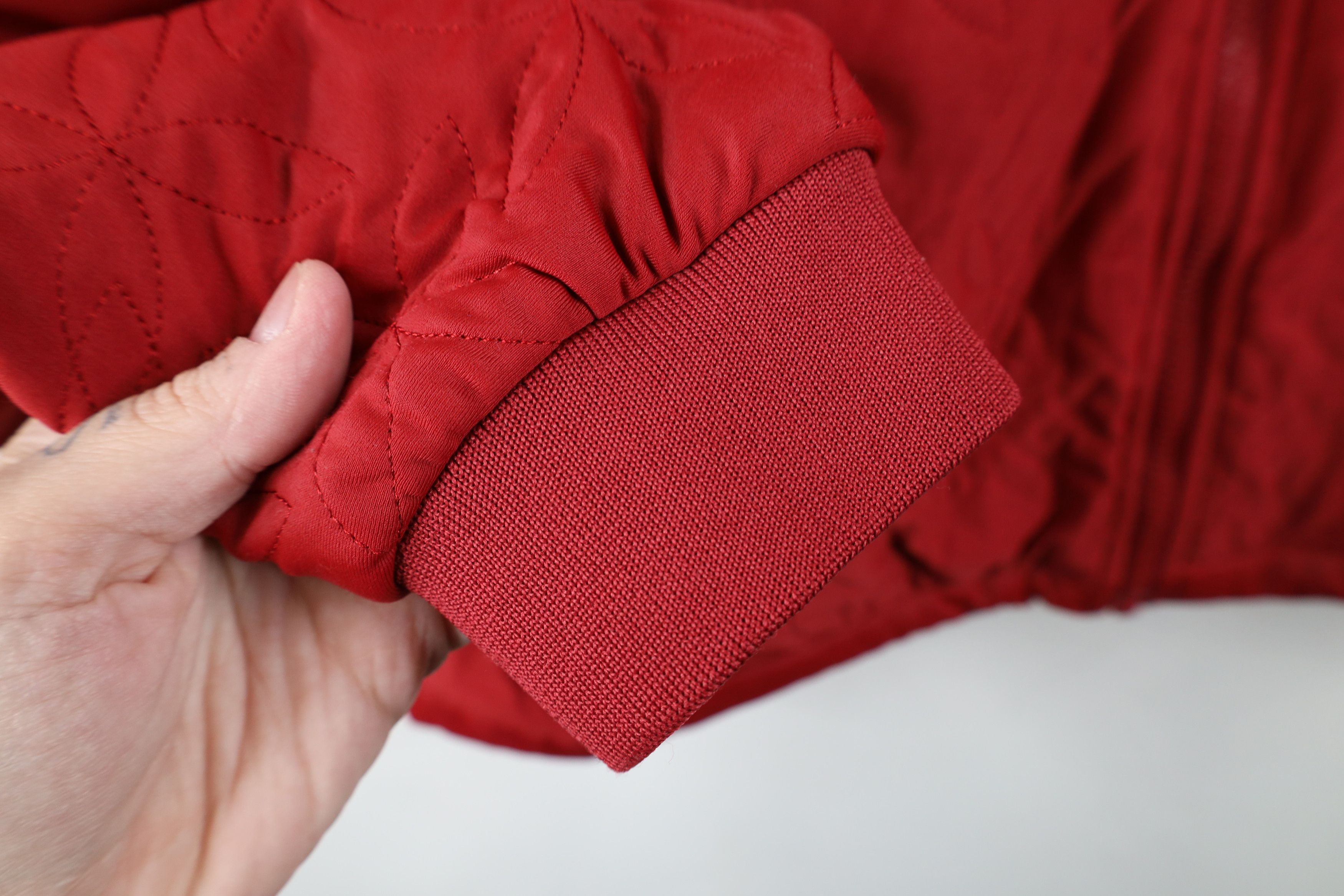 The North Face Vintage The North Face Flower Quilted Bomber Jacket Red Size L / US 10 / IT 46 - 8 Thumbnail