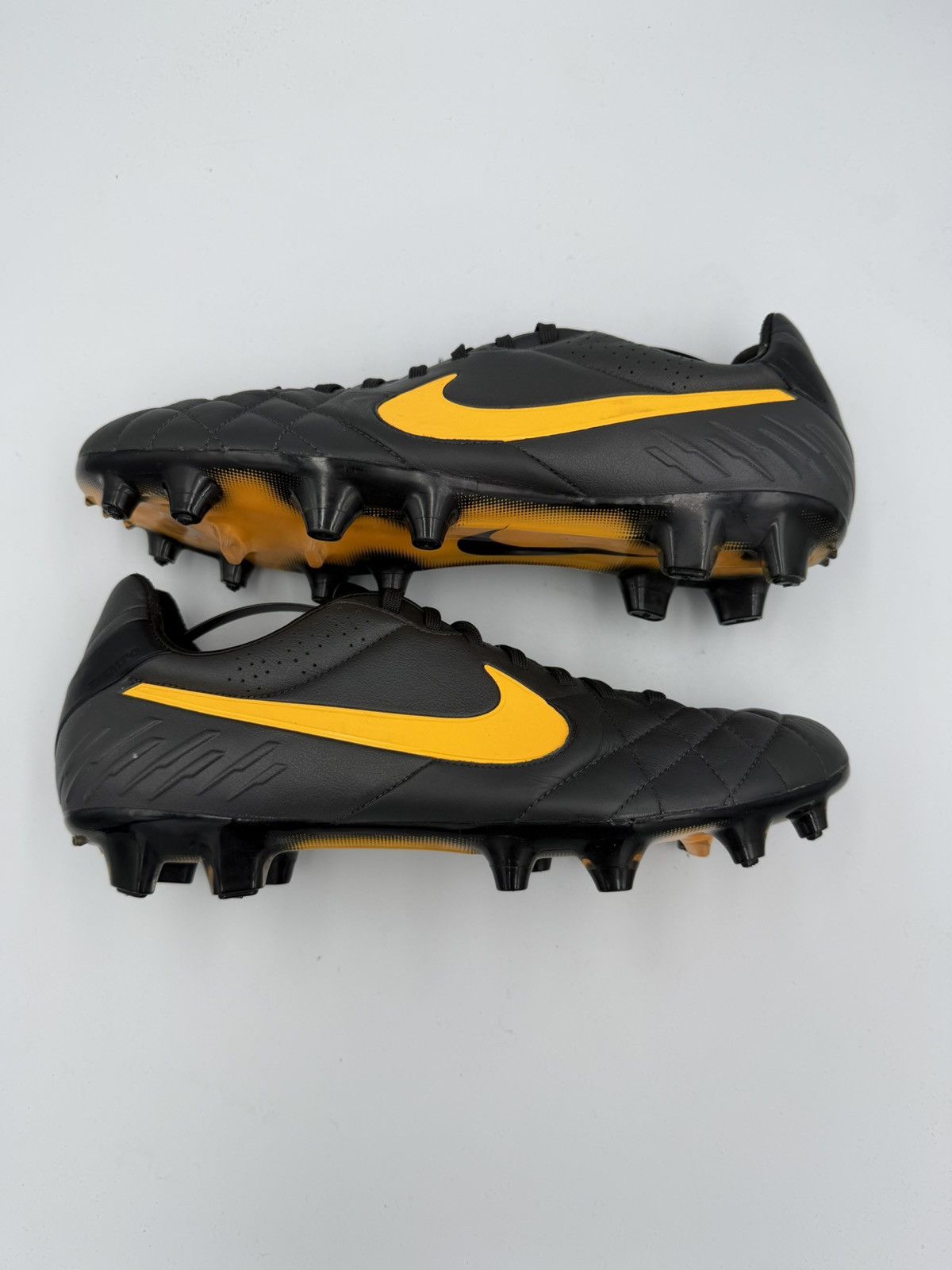 Nike Nike Tiempo Legend ACC Football Soccer Cleats US9 Size US 9 / EU 42 - 4 Thumbnail
