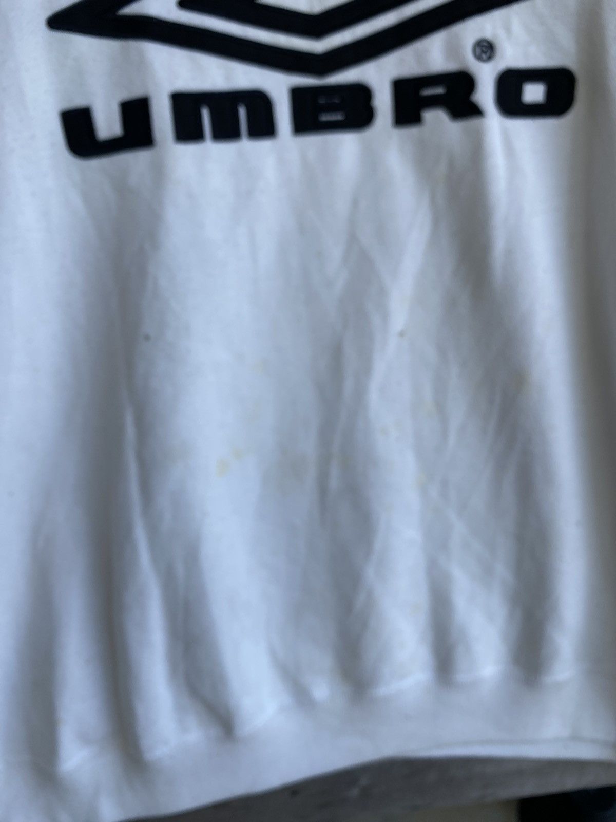 Umbro Vintage Umbro Logo Crewneck Sweatshirt Size US L / EU 52-54 / 3 - 13 Thumbnail