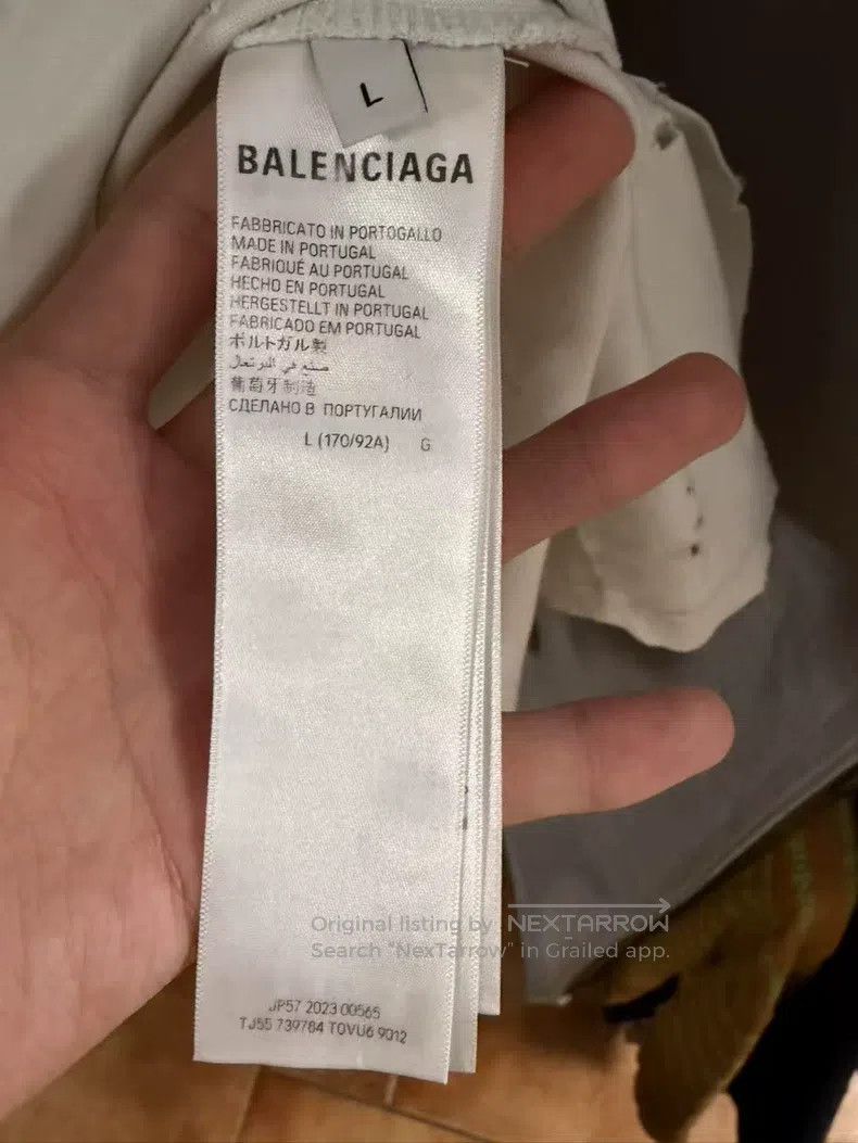 Balenciaga Balenciaga Bitcoin distressed destruction short-sleeve, si Size US L / EU 52-54 / 3 - 4 Thumbnail