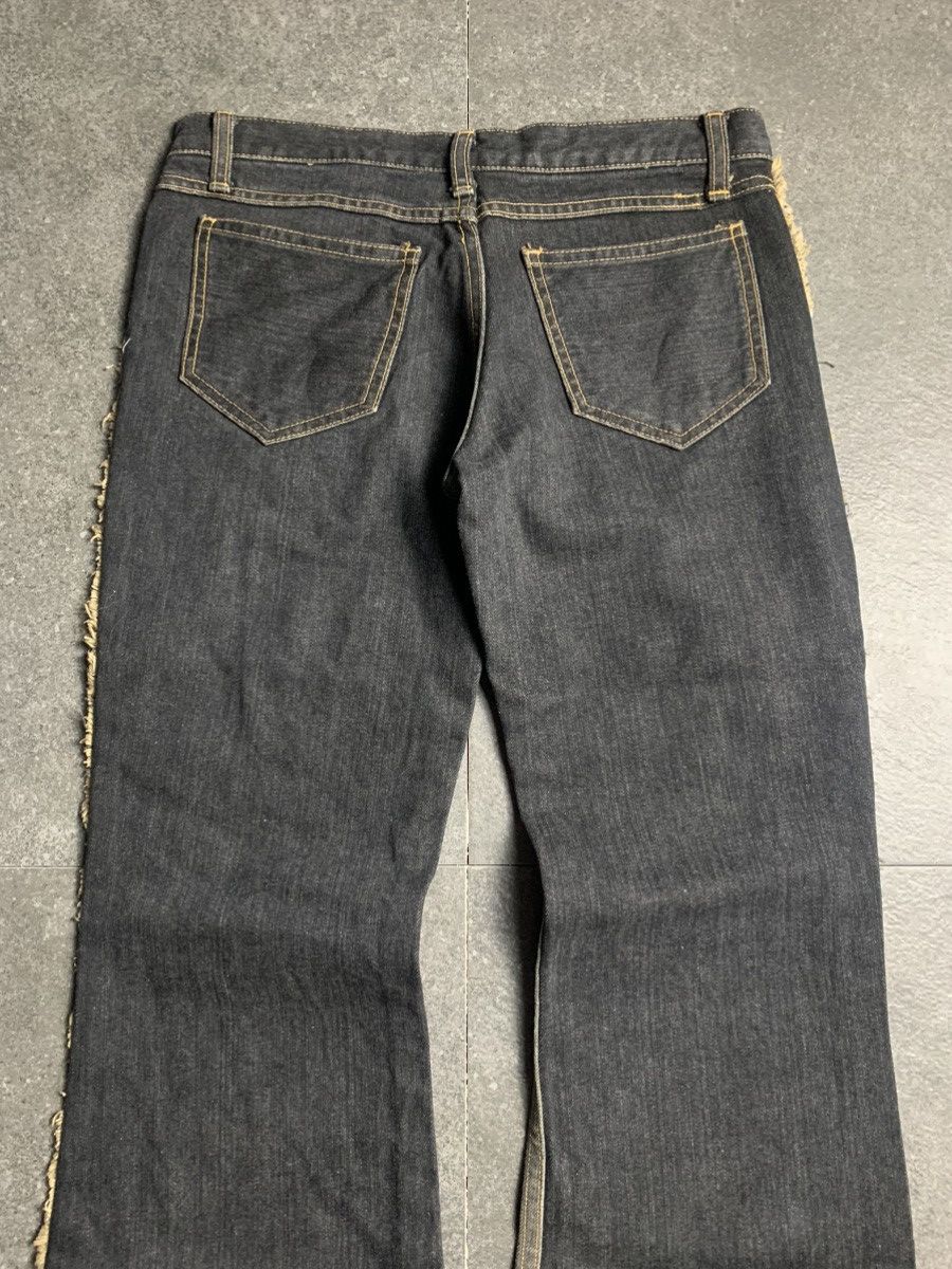 If Six Was Nine × Japanese Brand × Le Grande Bleu (L.G.B.) 2000s Coi Girl Magic Dual Tone Frayed-Seam Flared Jeans Size US 28 / EU 44 - 10 Thumbnail