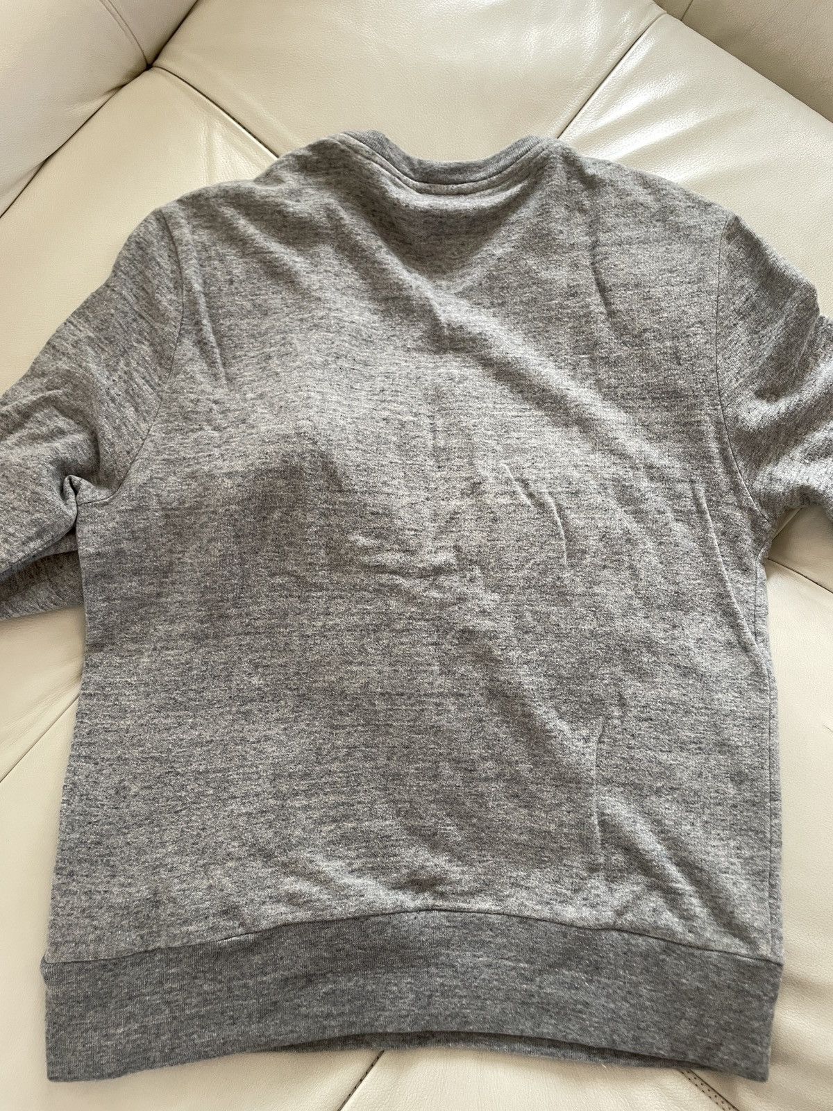 Moncler Moncler embossed jumper Size US L / EU 52-54 / 3 - 7 Thumbnail