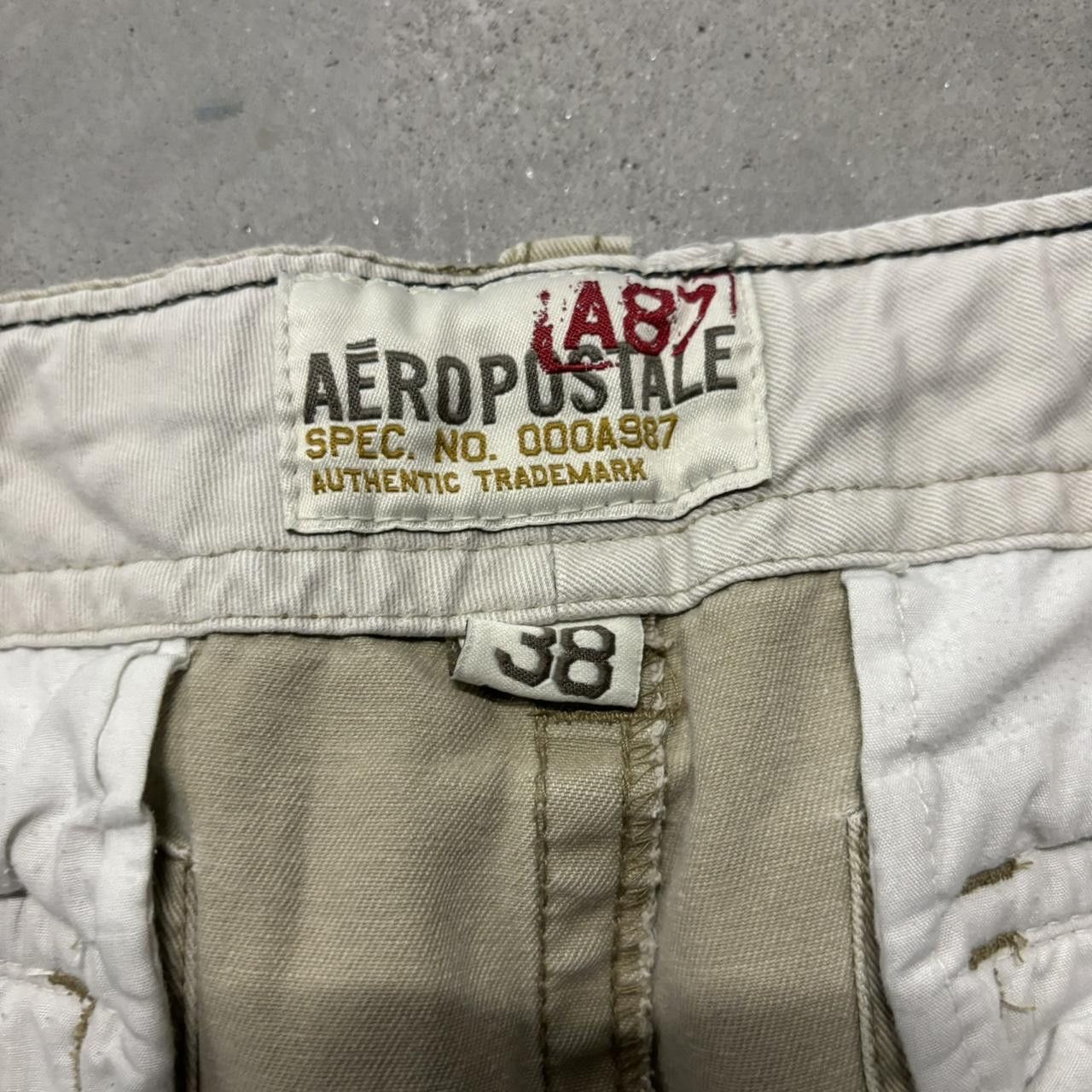 Japanese Brand × Vintage Crazy Vintage Y2K/2000s Baggy Cream Skater Style Cargo Shorts! Size US 38 / EU 54 - 8 Thumbnail