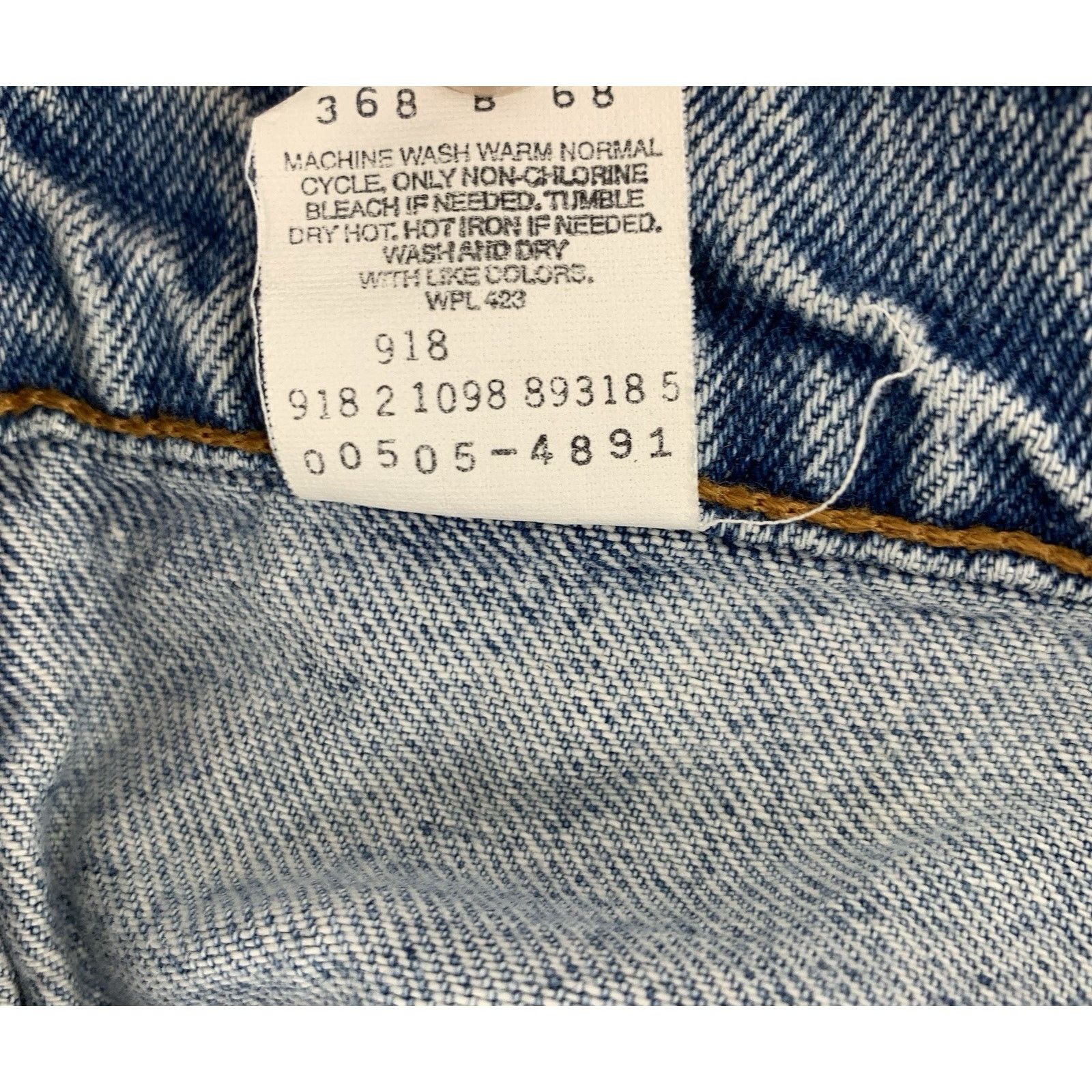 Levi's VTG Levi's 505 36x30" Blue Jeans Y2K MADE IN USA Distressed Size US 36 / EU 52 - 12 Thumbnail