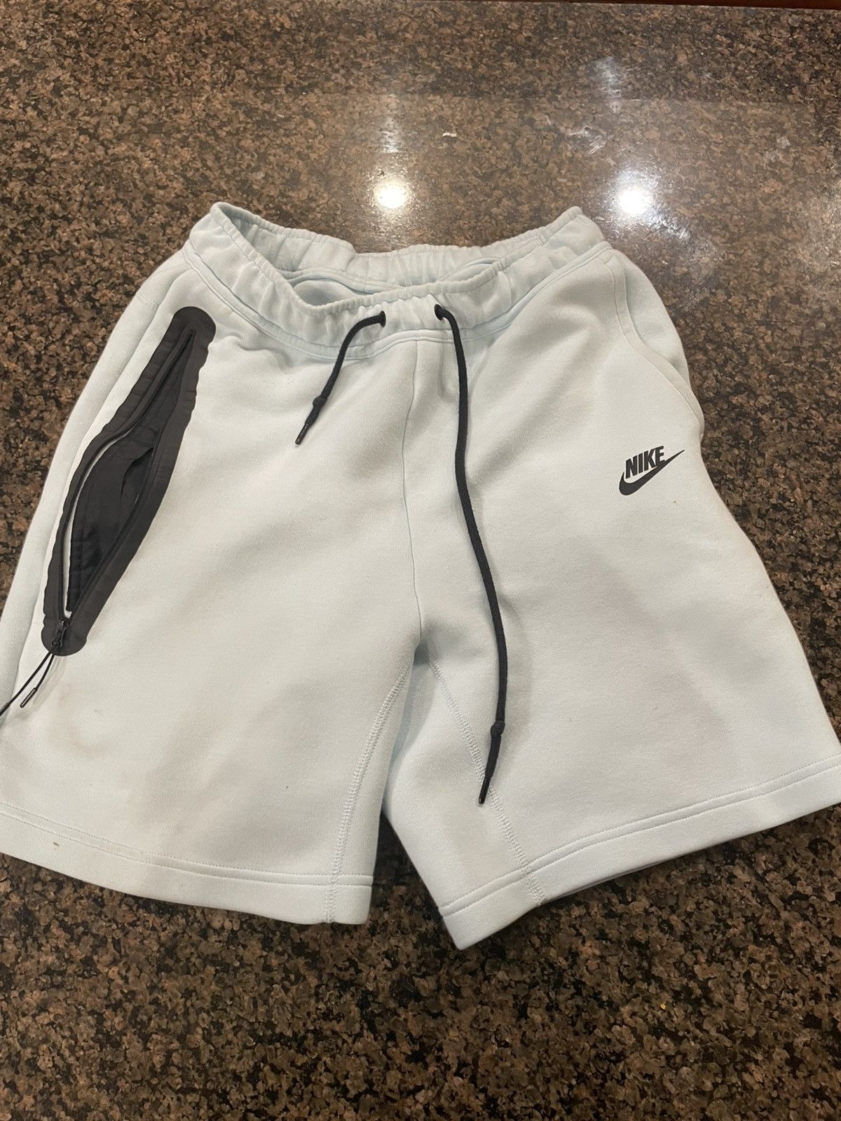 Nike Nike sweatshorts light blue Size US 31 - 1 Thumbnail