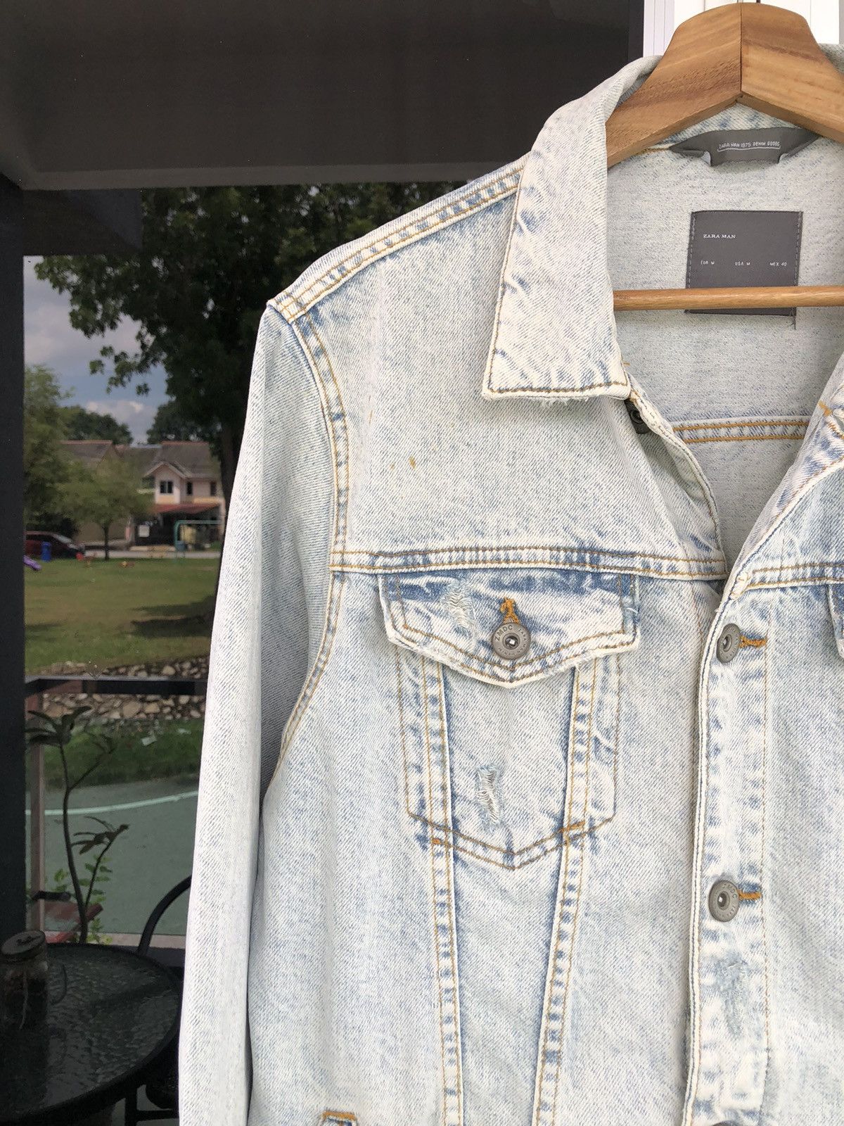 Zara Zara Mens Light Blue Studs Stones Skull Faded Wash Jacket Size US M / EU 48-50 / 2 - 8 Thumbnail
