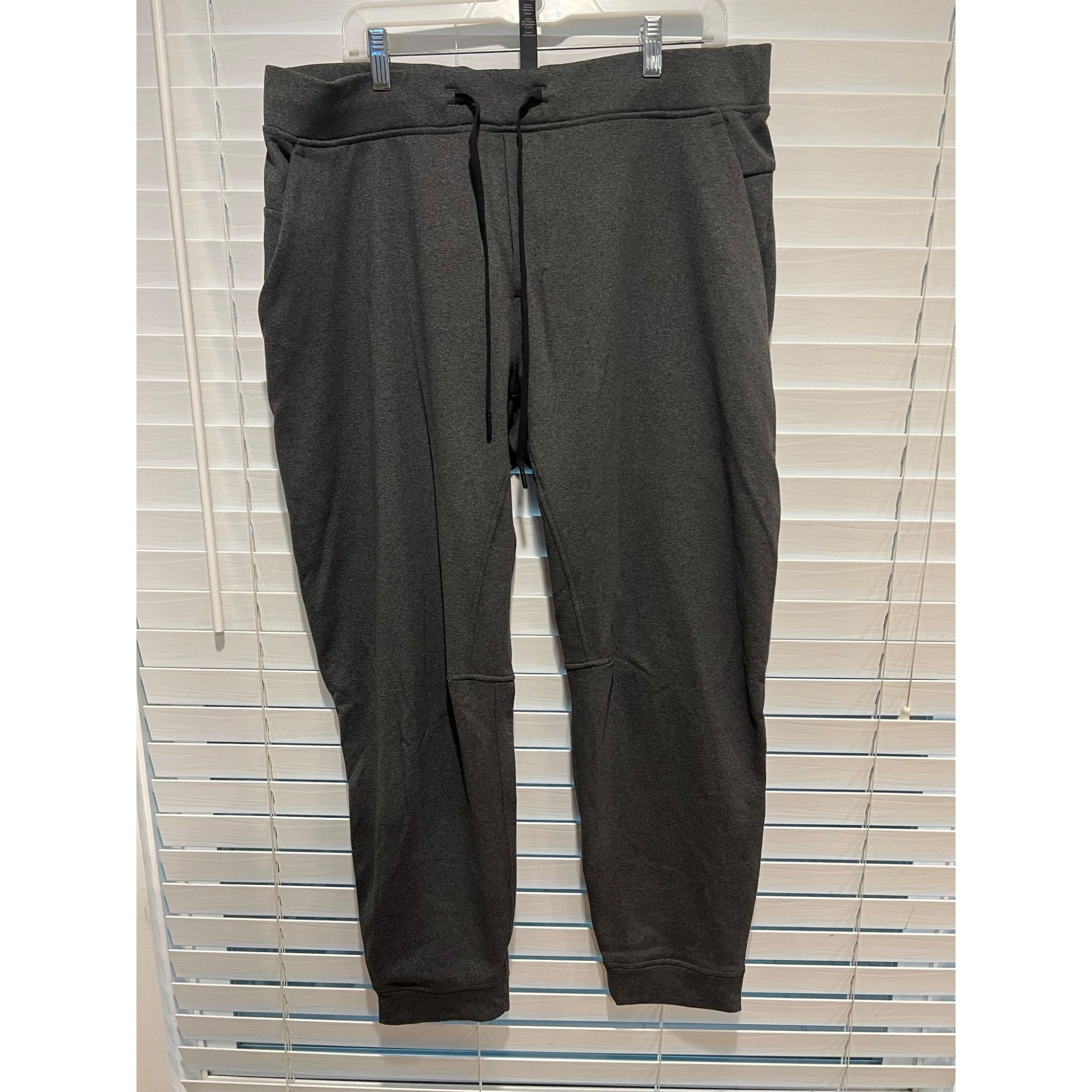 Lululemon Lululemon Mens Sweatpants/Joggers - Size XXL Size US 40 / EU 56 - 1 Thumbnail