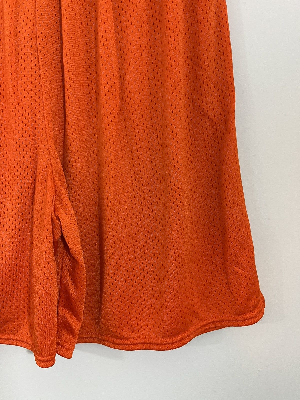 Russell Athletic Vintage Baggy Y2K Basketball Shorts XL Size US 30 / EU 46 - 11 Thumbnail