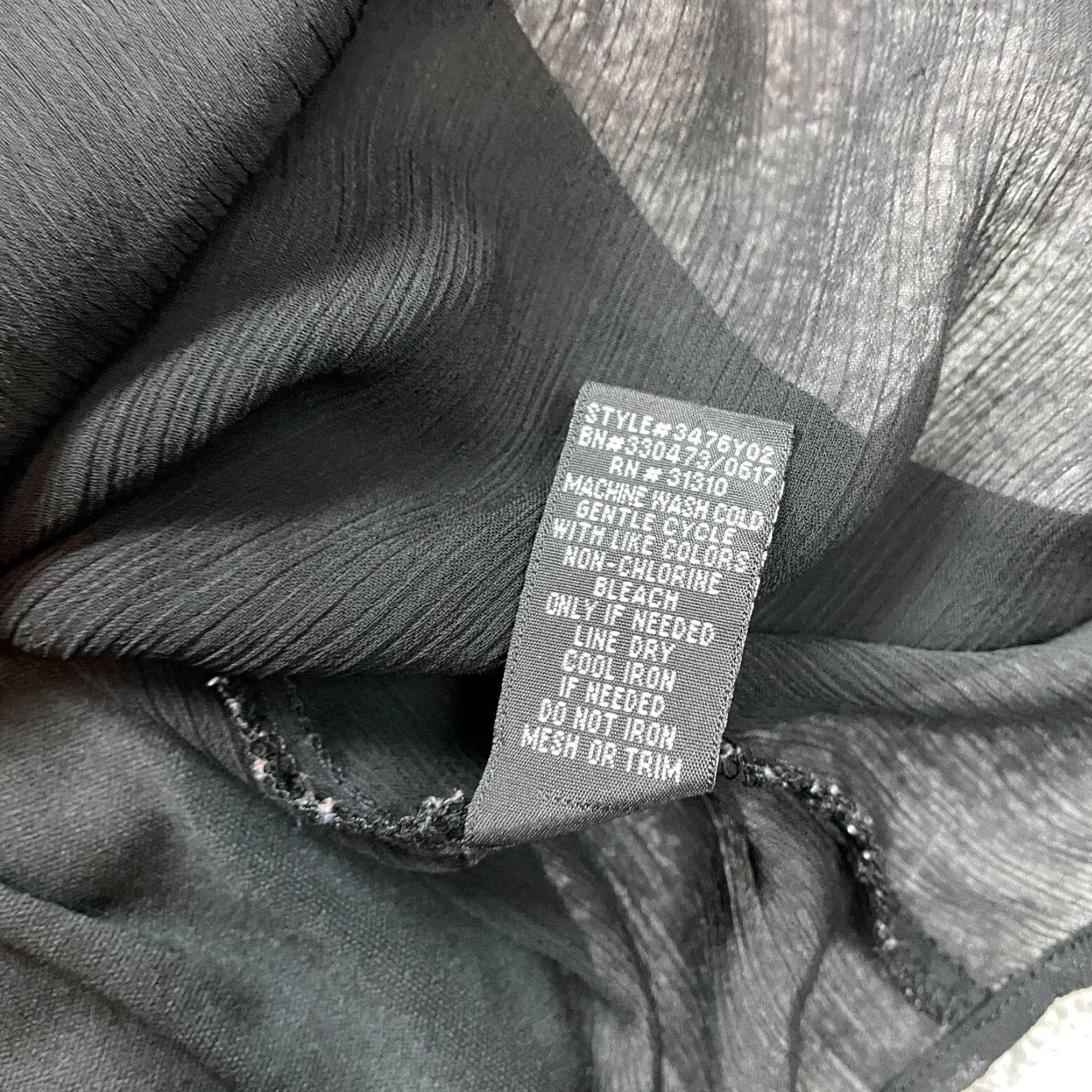Alyx Alyx Blouse Shirt Womens 2X Black Long Sleeve V Neck Cross Lace Lined Knit Nylon Polyester Tank Top Styling Vintage: No Style: Basic Theme: Peasant Size XXL / US 16-18 / IT 52-54 - 7 Thumbnail