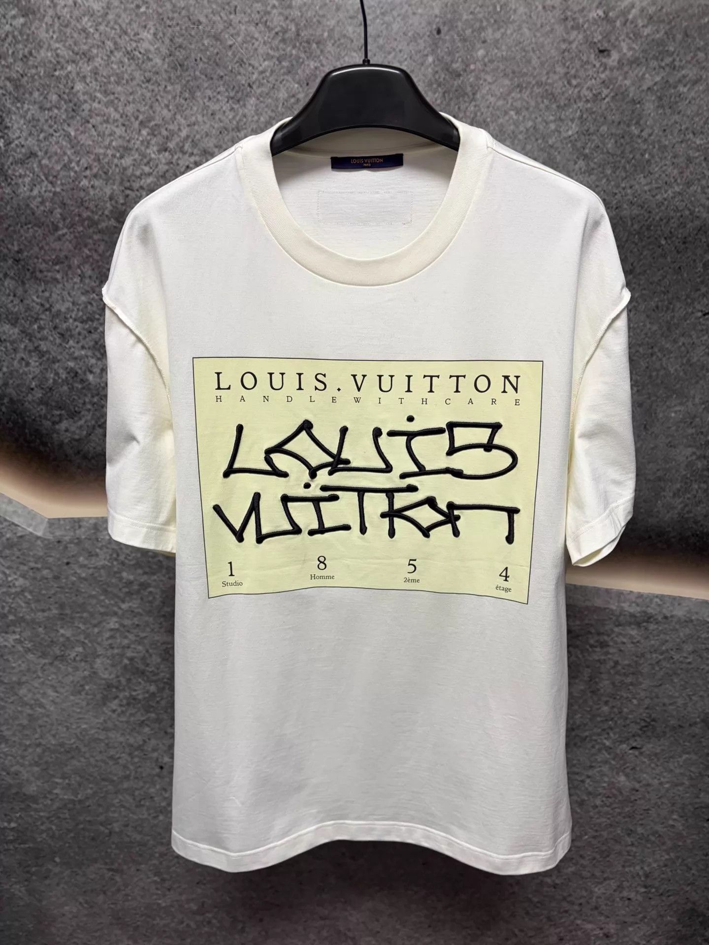 Louis Vuitton White Graphic Print Short Sleeve Shirt Size US XL / EU 56 / 4 - 1 Thumbnail