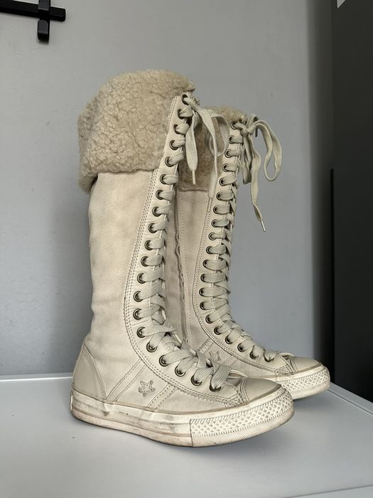 converse fur boots