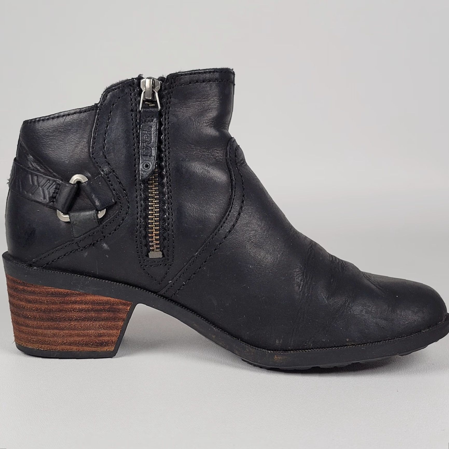Teva Teva Women's Foxy Black Leather Side Zip Ankle Boots Bootie, Booties, Casual, Travel, Workwear, 9, US Size 9, Leather, Block Heel, Mid (2-2.9 in) Size US 9 / IT 39 - 6 Thumbnail