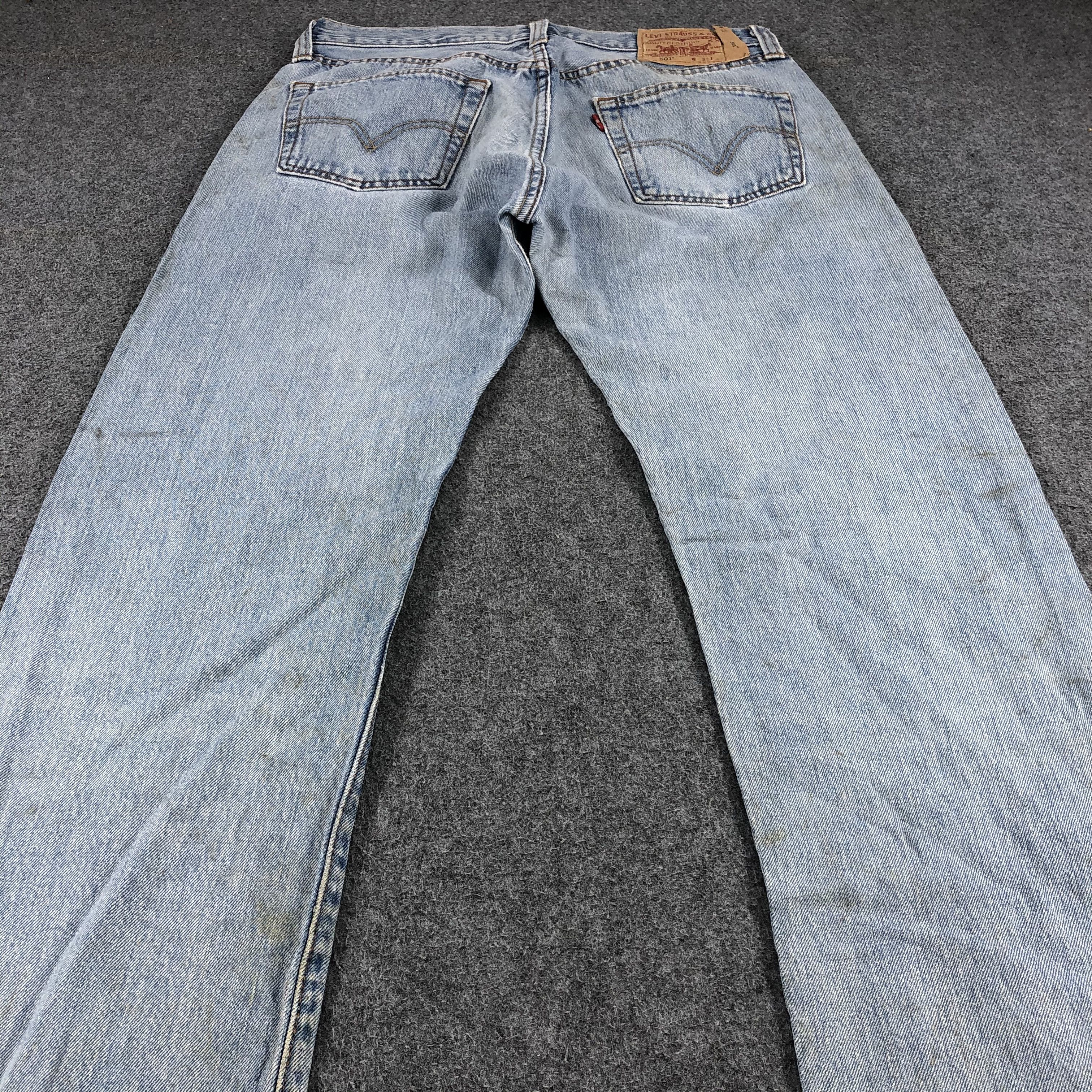 Levi's Vintage Light Wash Levis 501 Jeans-JM951 Size US 33 - 4 Thumbnail