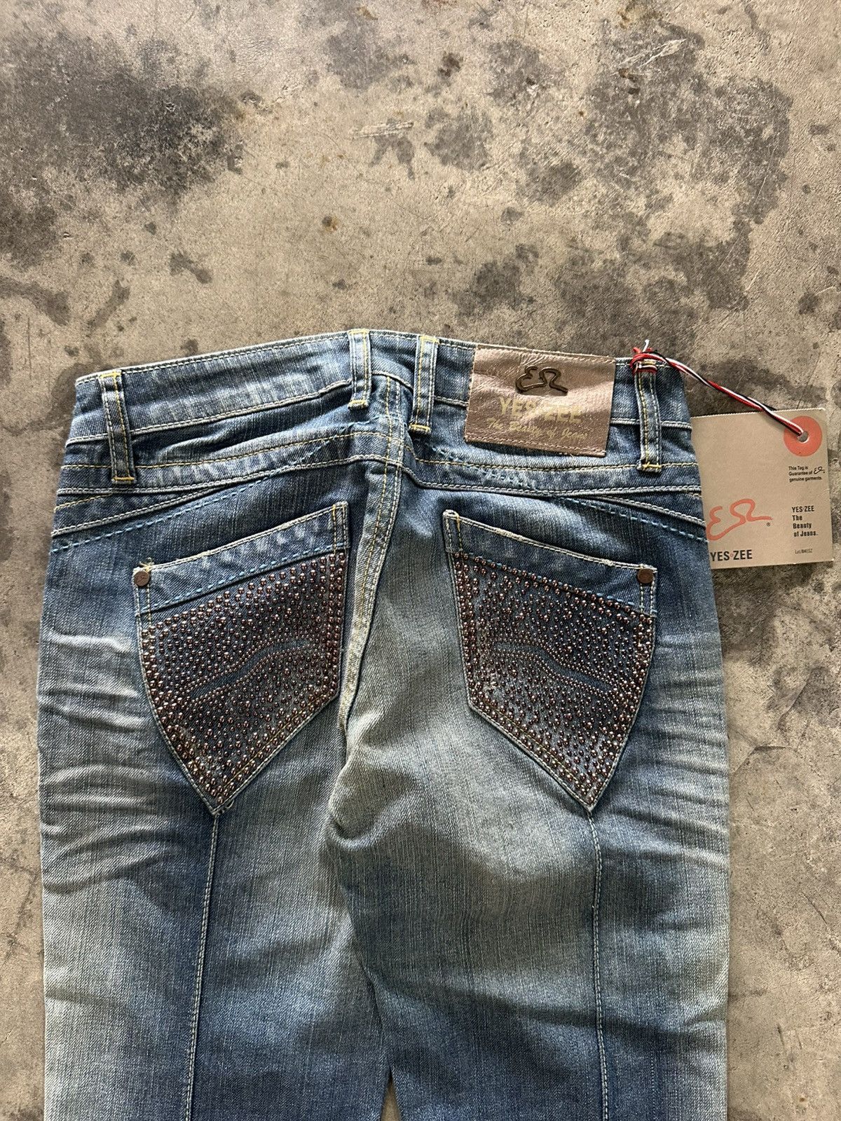 Tornado Mart Yes Zee Whisker Wash Flared Jeans Size 28" / US 6 / IT 42 - 10 Thumbnail