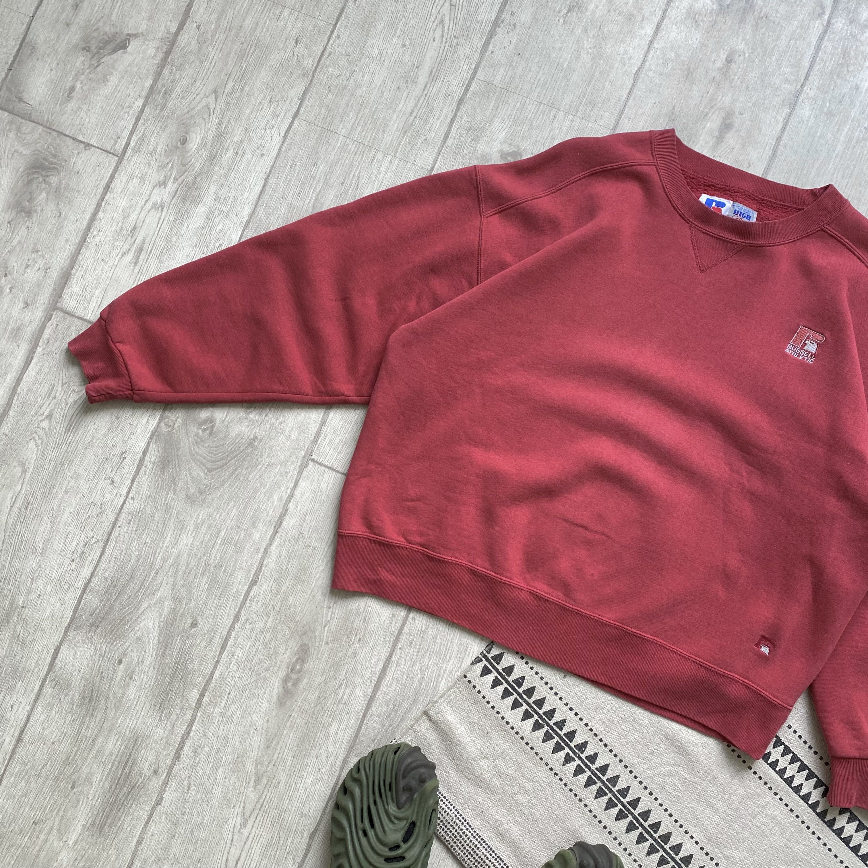 Russell Athletic Vintage 90s Russell Athletic Boxy Sweatshirt cropped Size US L / EU 52-54 / 3 - 7 Thumbnail