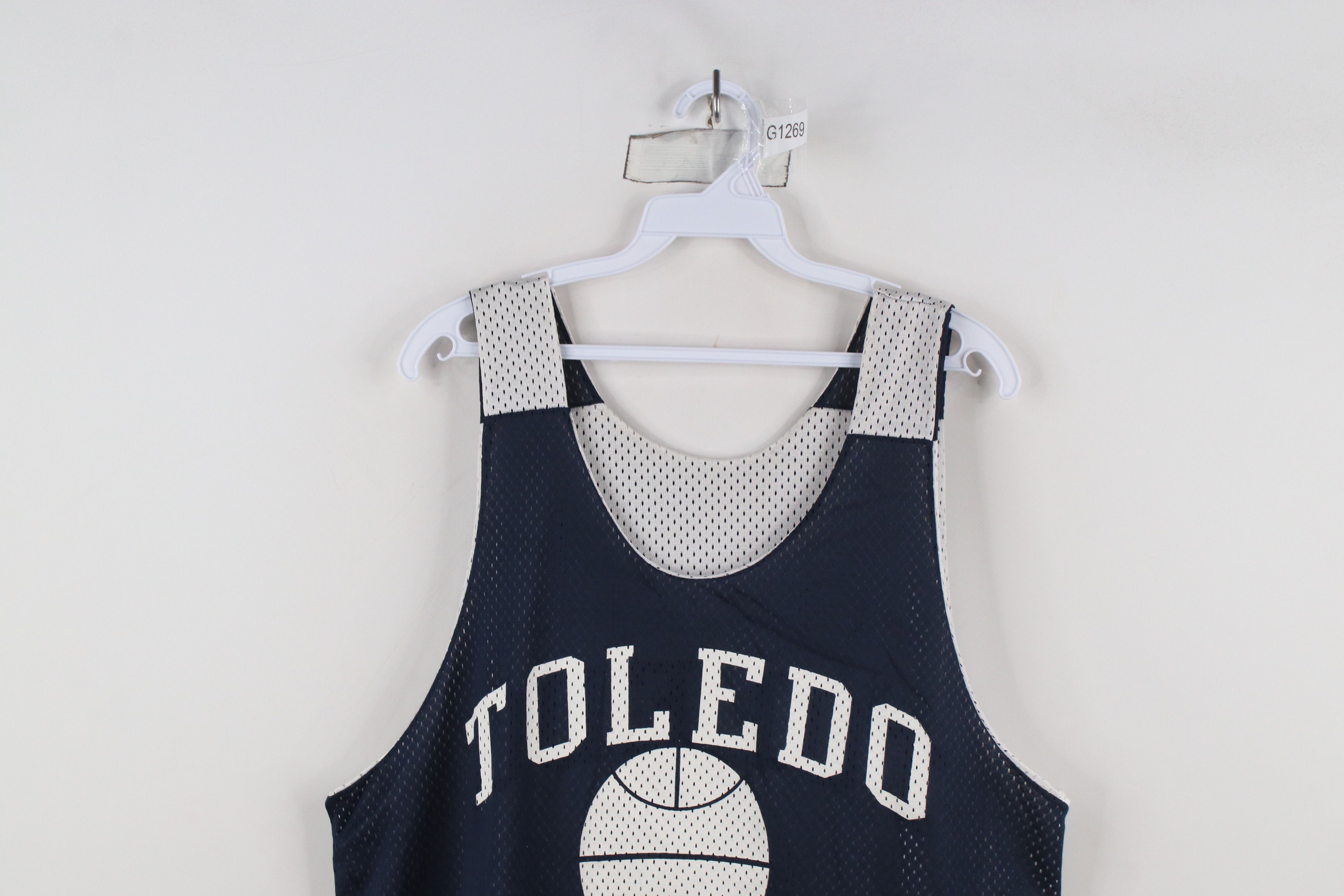 Vintage Vintage 90s Reversible University Toledo Basketball Jersey Size US L / EU 52-54 / 3 - 2 Thumbnail
