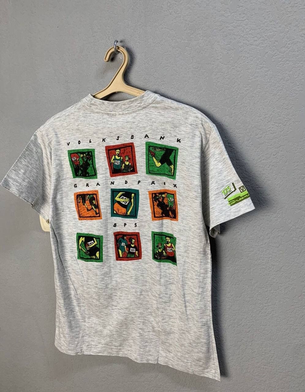 Vintage Grandpix Volksbank 1994 Vintage T-shirt Vintage Size US M / EU 48-50 / 2 - 4 Thumbnail