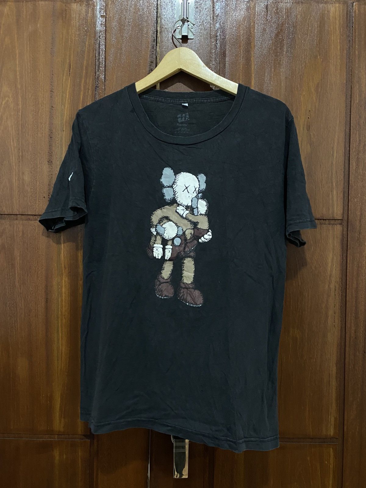 Vintage Vintage Early Kaws Tshirt Size US M / EU 48-50 / 2 - 1 Thumbnail