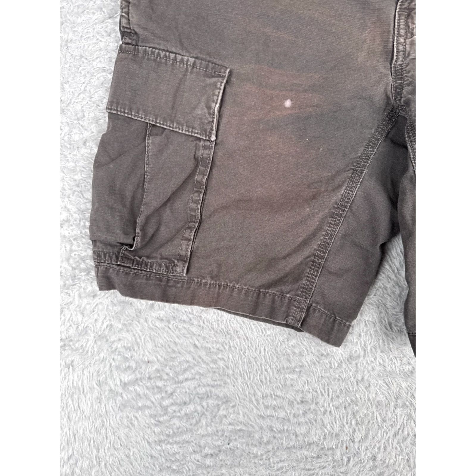 The North Face VINTAGE The North Face Shorts Cargo Men 30 Gray 100% Cotton Canvas Zip Pockets 29x9 Casual Outdoor Mens Size US 30 / EU 46 - 3 Thumbnail