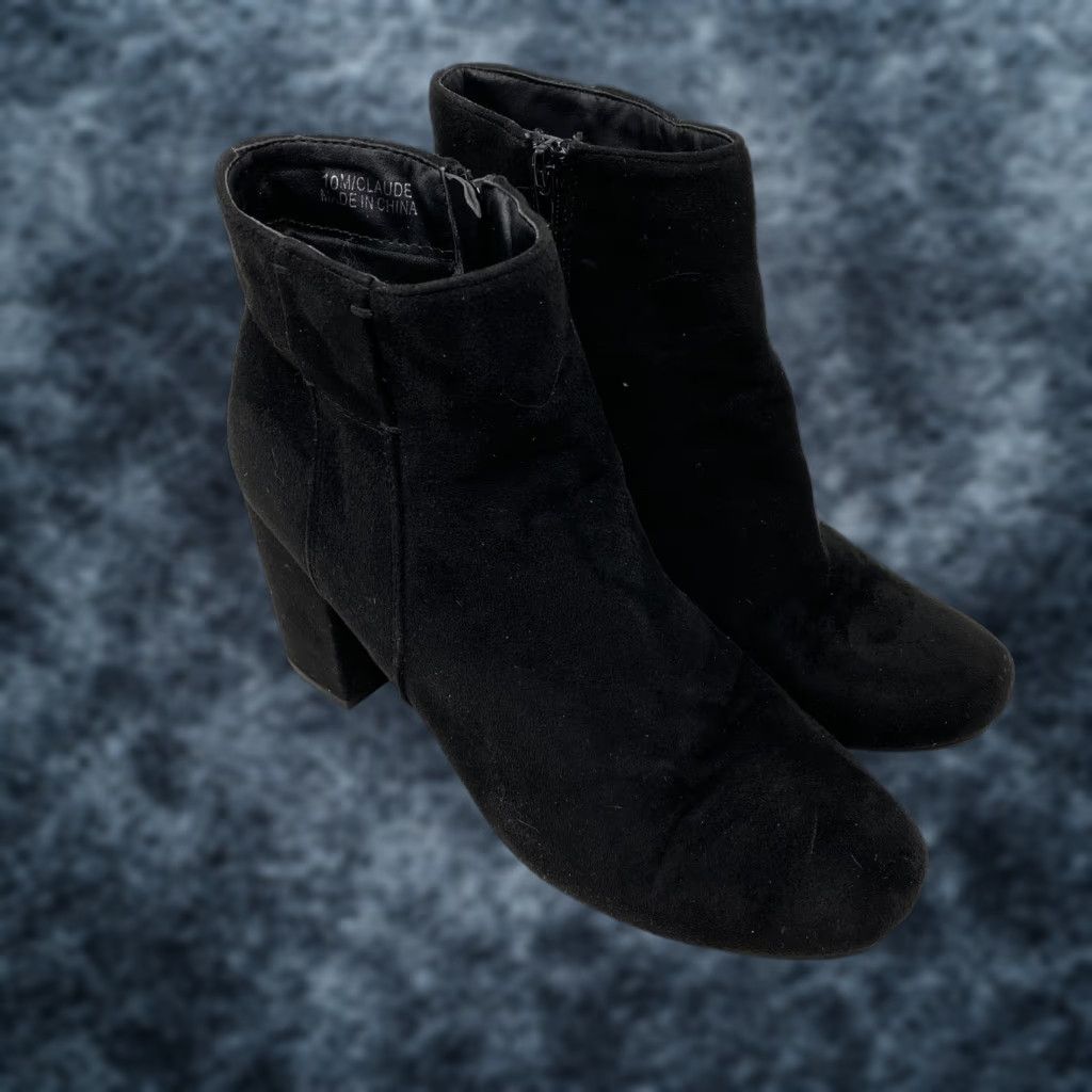 XOXO XOXO Claude Boots Women Black Bootie Knee High Zip Side Zip Wide Calf Block Heel 10M Styled Boot Size US 10 / IT 40 - 1 Thumbnail
