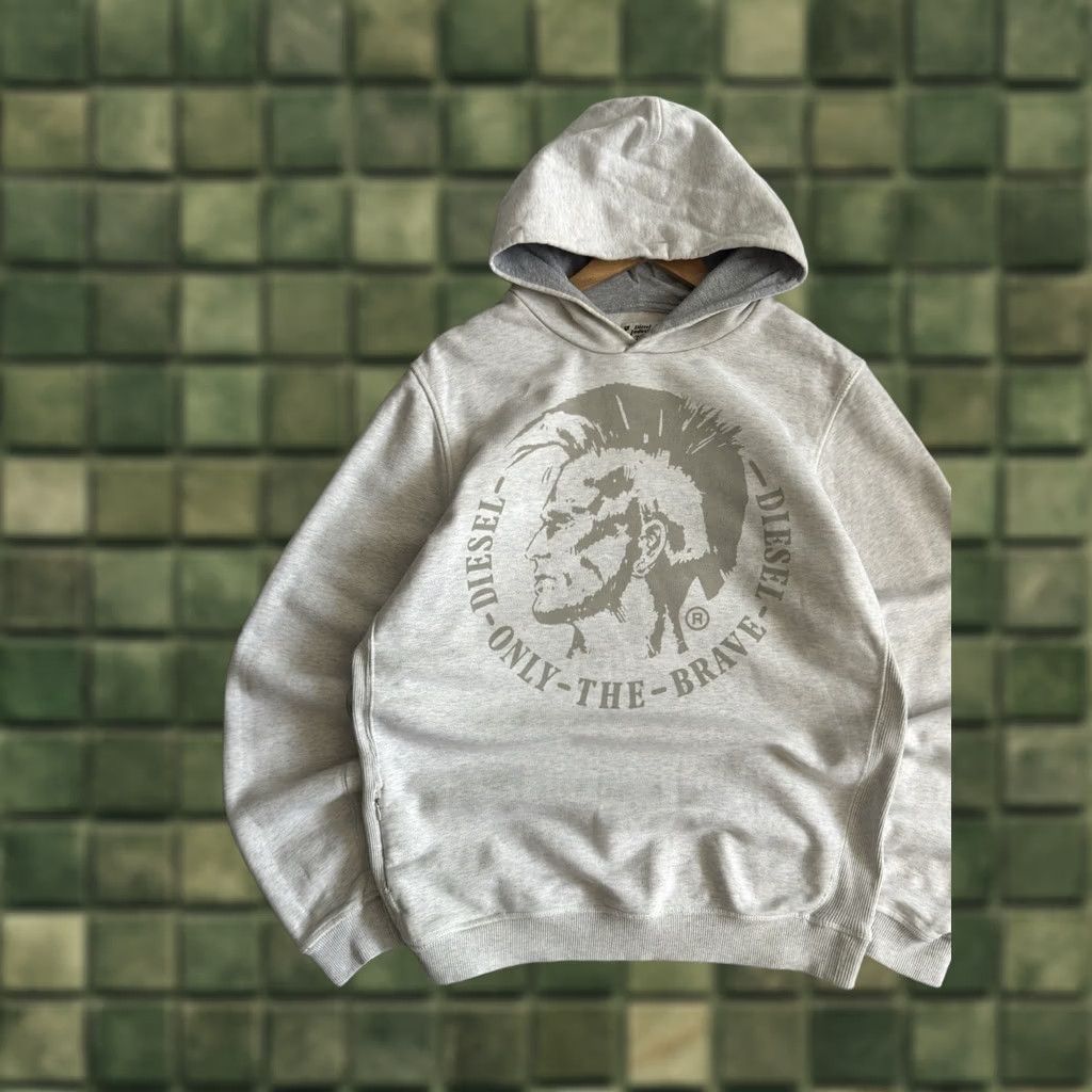 Diesel Vintage Diesel Hoodie Size M Gray Big Logo Y2K Men Size US M / EU 48-50 / 2 - 1 Thumbnail