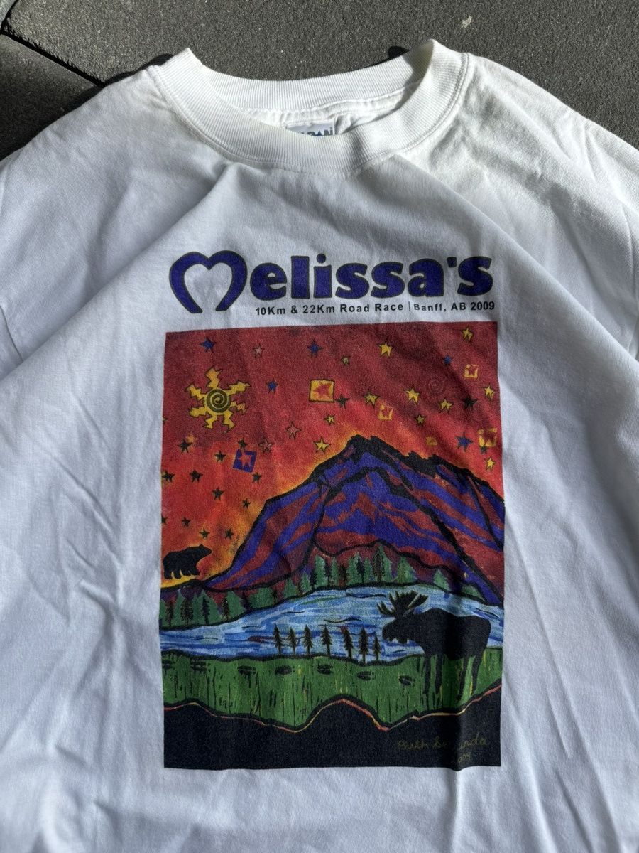 Gildan CRAZY Y2K BANFF GRAPHIC LONGSLEEVE Size US L / EU 52-54 / 3 - 4 Thumbnail