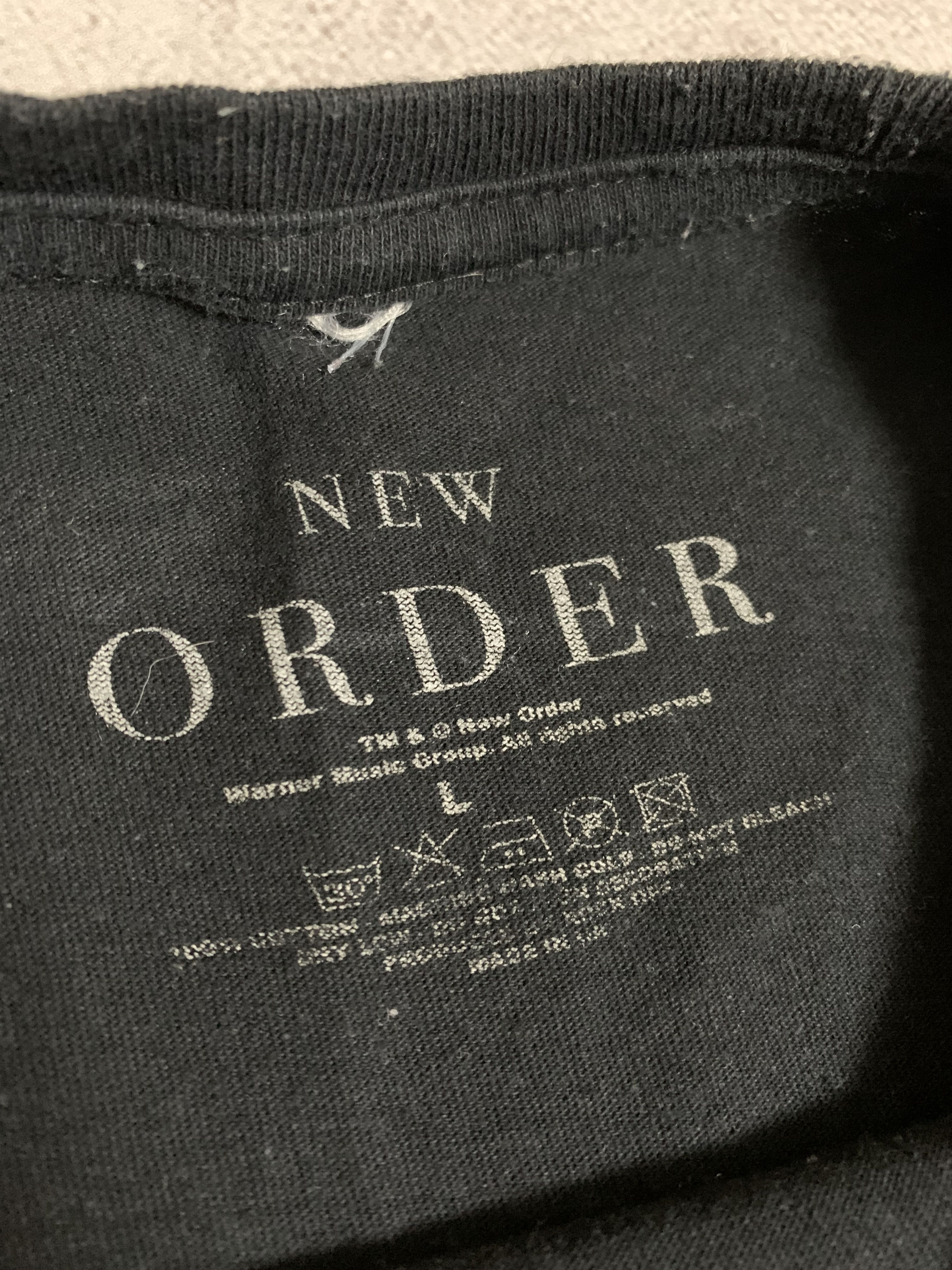 Band Tees Vintage New Order T Shirt Tee Blue Monday Y2K Size US L / EU 52-54 / 3 - 5 Thumbnail
