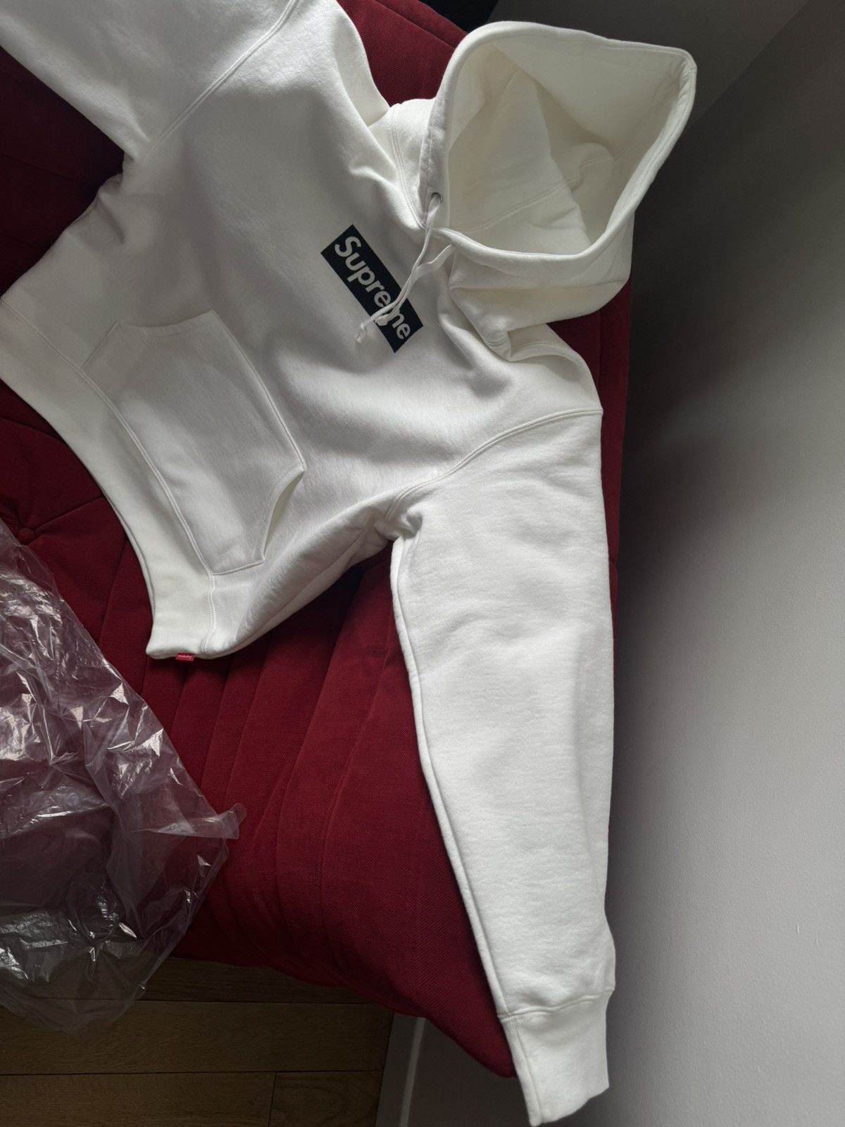 Supreme supreme paris exclusive 10th anniversary hoodie sweatshirt Size US S / EU 44-46 / 1 - 10 Thumbnail