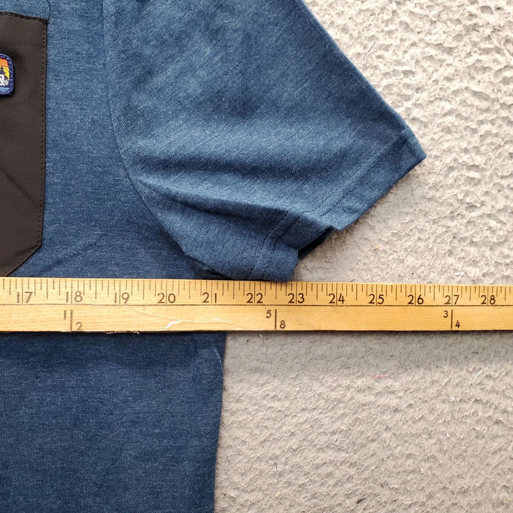 Avalanche Avalanche Mens Blue Henley Tee Shirt 2 Button Short Sleeve with Chest Patch L Size US L / EU 52-54 / 3 - 4 Thumbnail