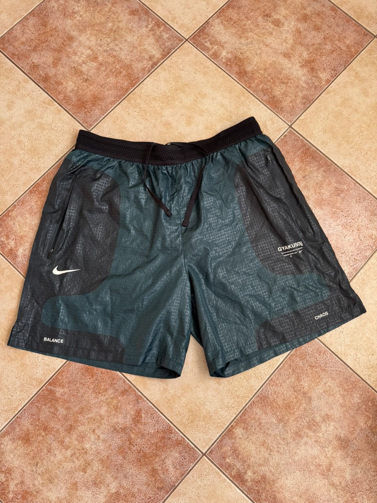 Gyakusou × Nike × Undercover Nike x Gyakusou Undercover Balance 