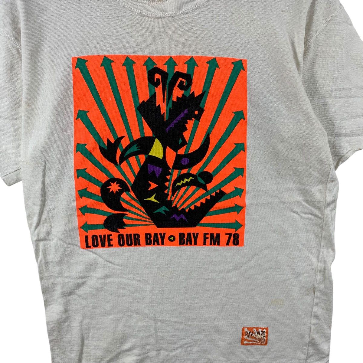 Vintage Vintage LOVE OUR BAY FM 78 Radio Station Tokyo Tee Shirt Size S / US 4 / IT 40 - 4 Thumbnail