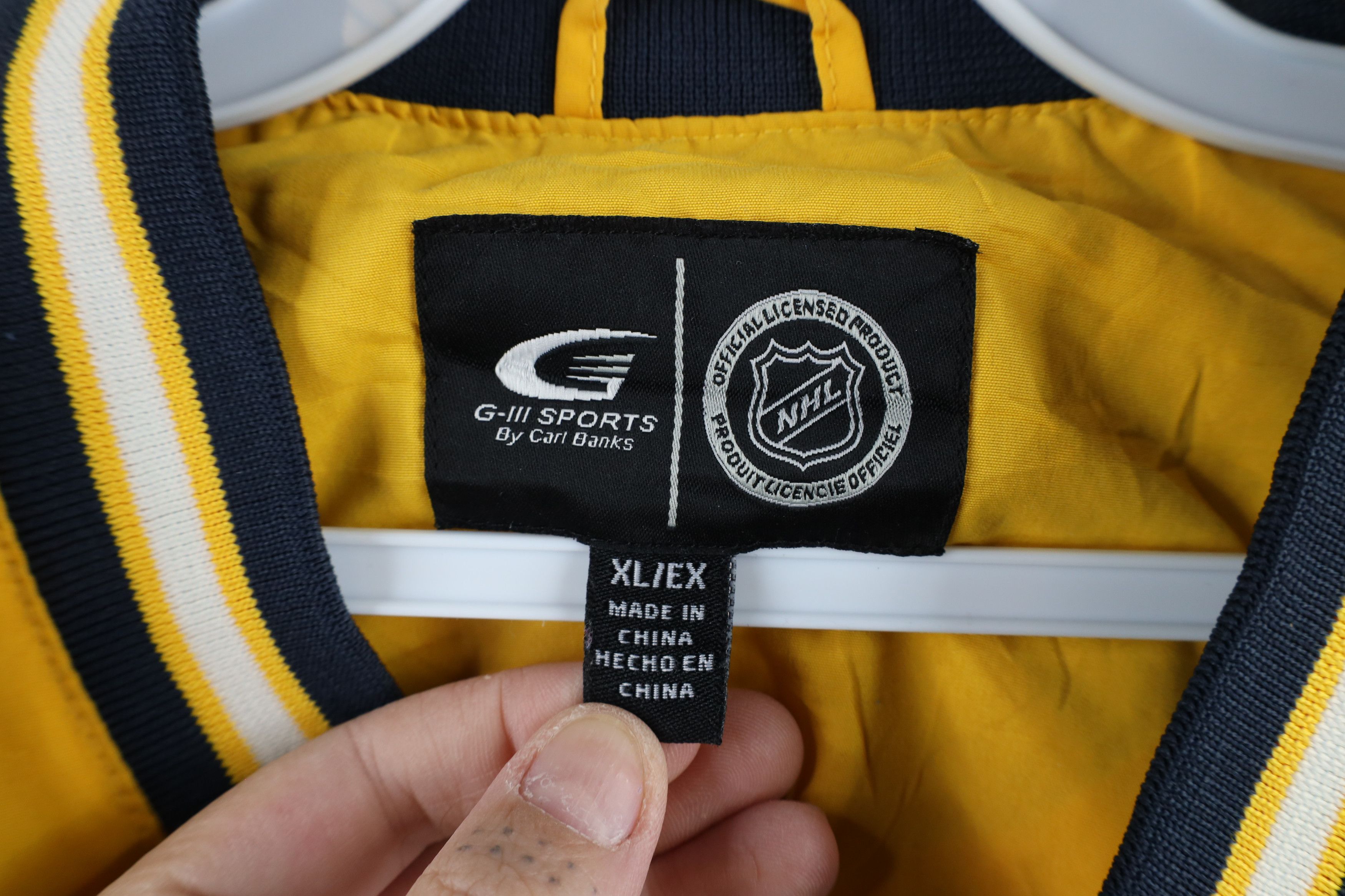 Vintage Vintage Buffalo Sabres Hockey Pullover Windbreaker Jacket Size US XL / EU 56 / 4 - 8 Thumbnail