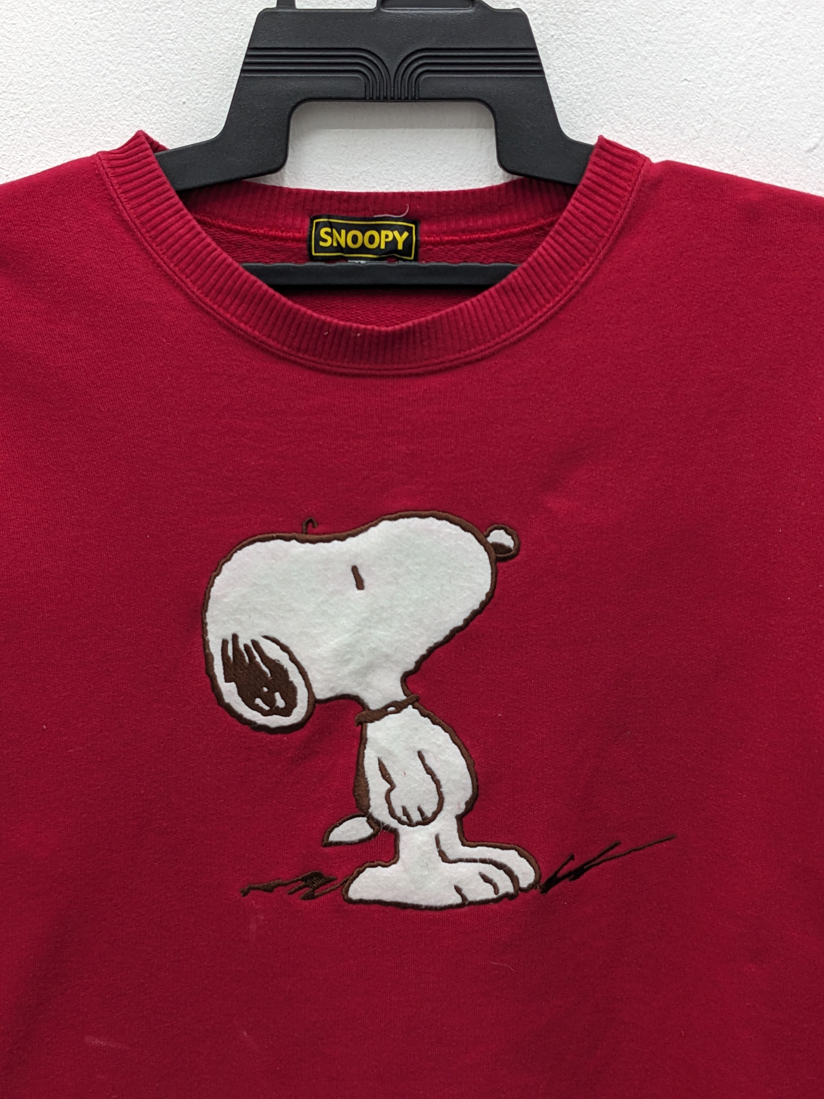 Peanuts Vintage Snoopy Peanuts Red Embroidered Crewneck Sweatshirt Size US M / EU 48-50 / 2 - 3 Thumbnail