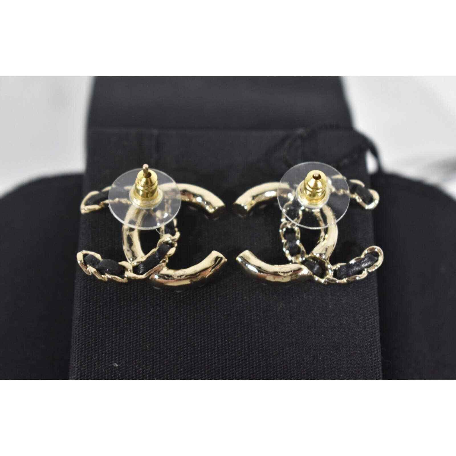 Chanel Chanel Pearl White Gold Black Drop Statement Stud Earrings Size ONE SIZE - 11 Thumbnail