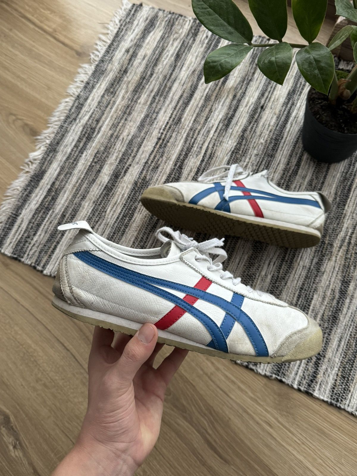 Asics ASICS ONITSUKA TIGER LOW TOPS LEATHER WHITE SNEAKERS SHOES Size US 10 / EU 43 - 6 Thumbnail