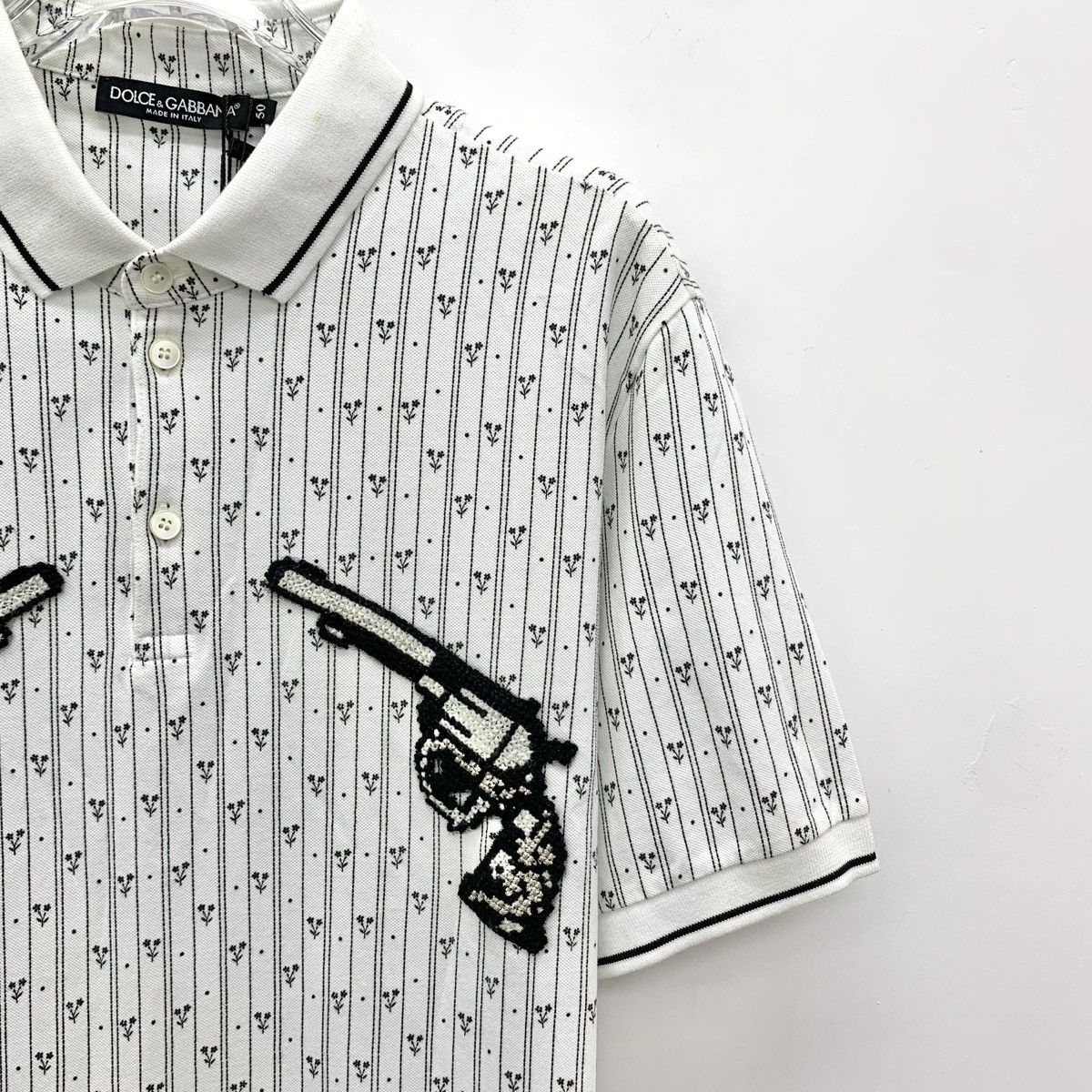 Dolce & Gabbana Dolce & Gabbana Floral Pistol Embroidered Polo Shirt K26WX Size US L / EU 52-54 / 3 - 3 Thumbnail