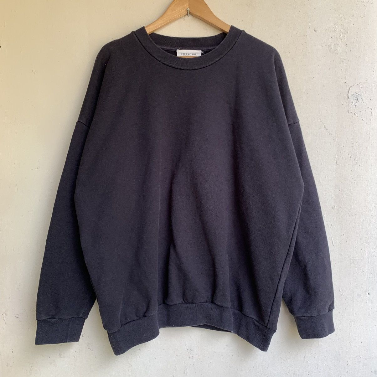 Fear of God Fear Of God Black Crewneck Size US M / EU 48-50 / 2 - 1 Thumbnail