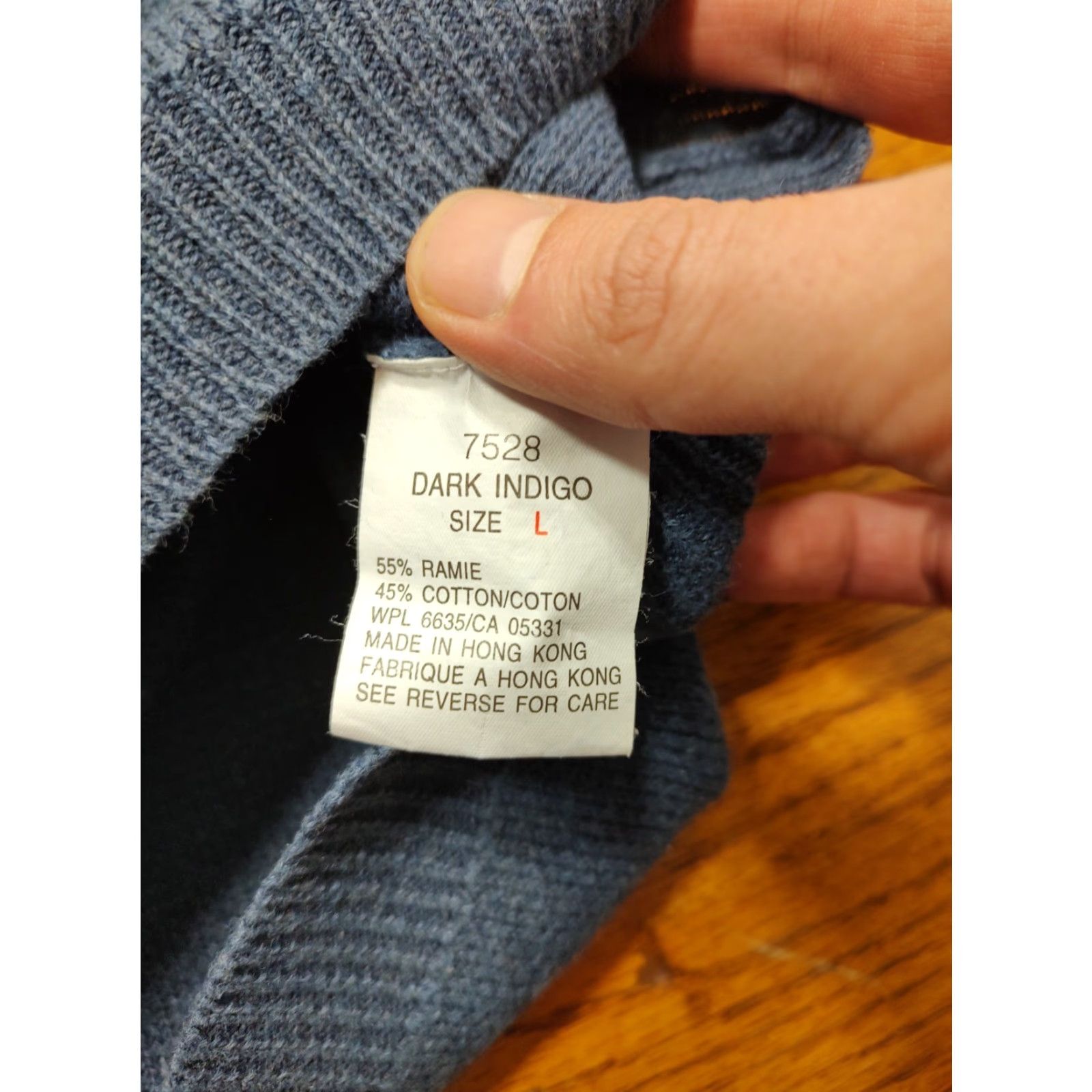 Vintage VINTAGE Woolrich Sweater Womens L Dark Blue Fair Isle Winter Deer Toggle Clasps Shirt Pullover Christmas Holiday Nature Outdoor Animals Size L / US 10 / IT 46 - 4 Thumbnail