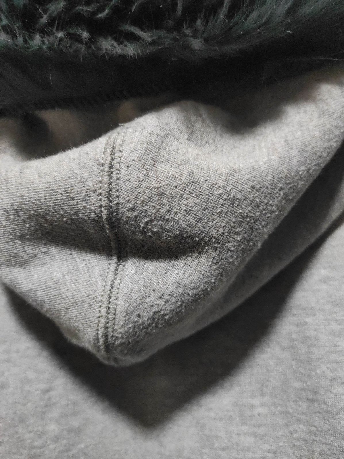 Who A.U. Who A.U fur hoodie Size US M / EU 48-50 / 2 - 11 Thumbnail