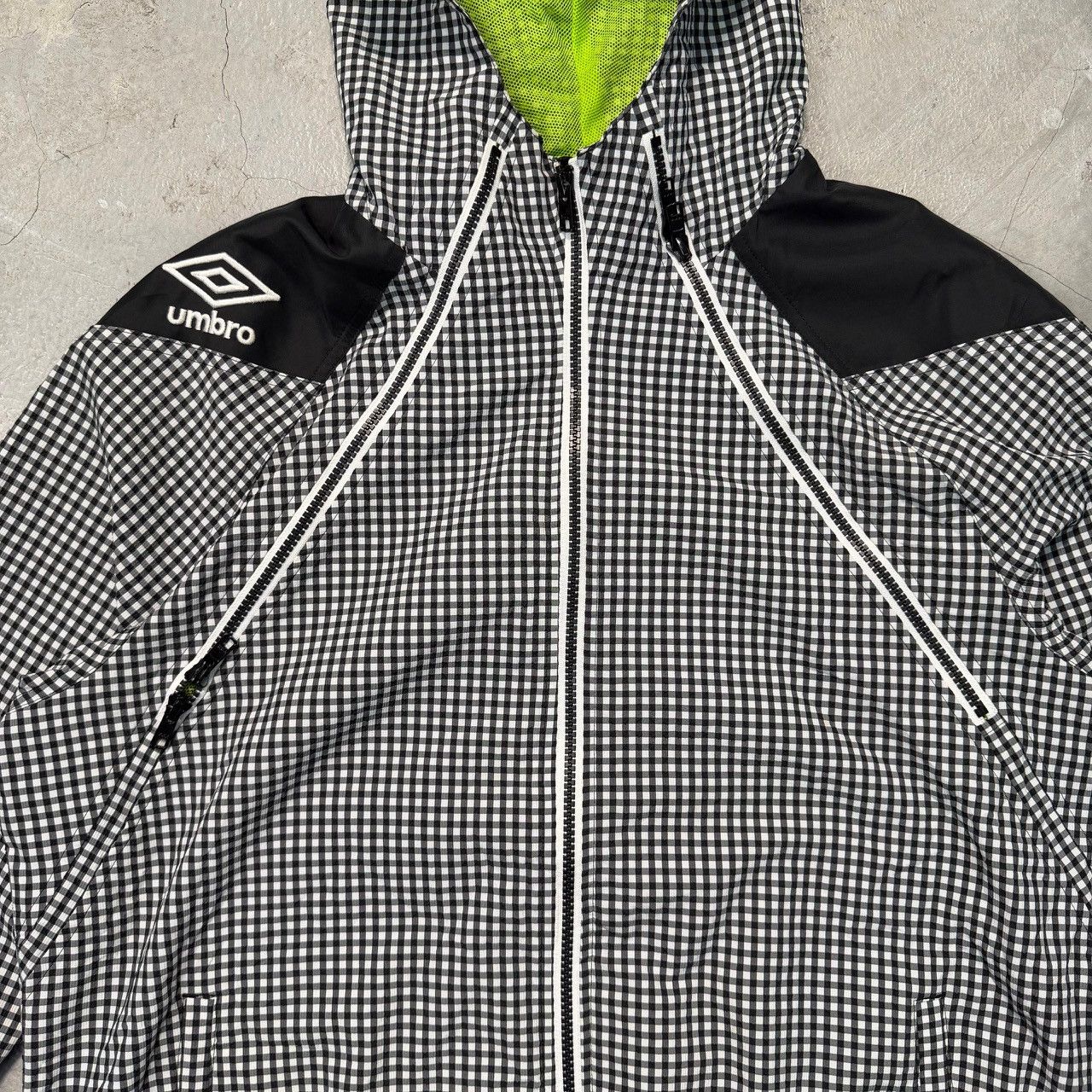 Umbro Vintage 2000s UMBRO GINGHAM Plaid Jacket Size US M / EU 48-50 / 2 - 4 Thumbnail