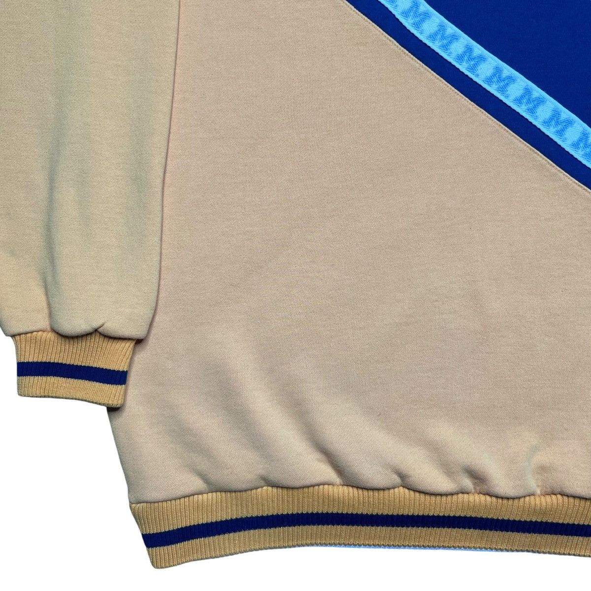 NCAA × Vintage 90s NCAA Michigan Wolverines Shield Conic Sweatshirt Size US XL / EU 56 / 4 - 19 Thumbnail