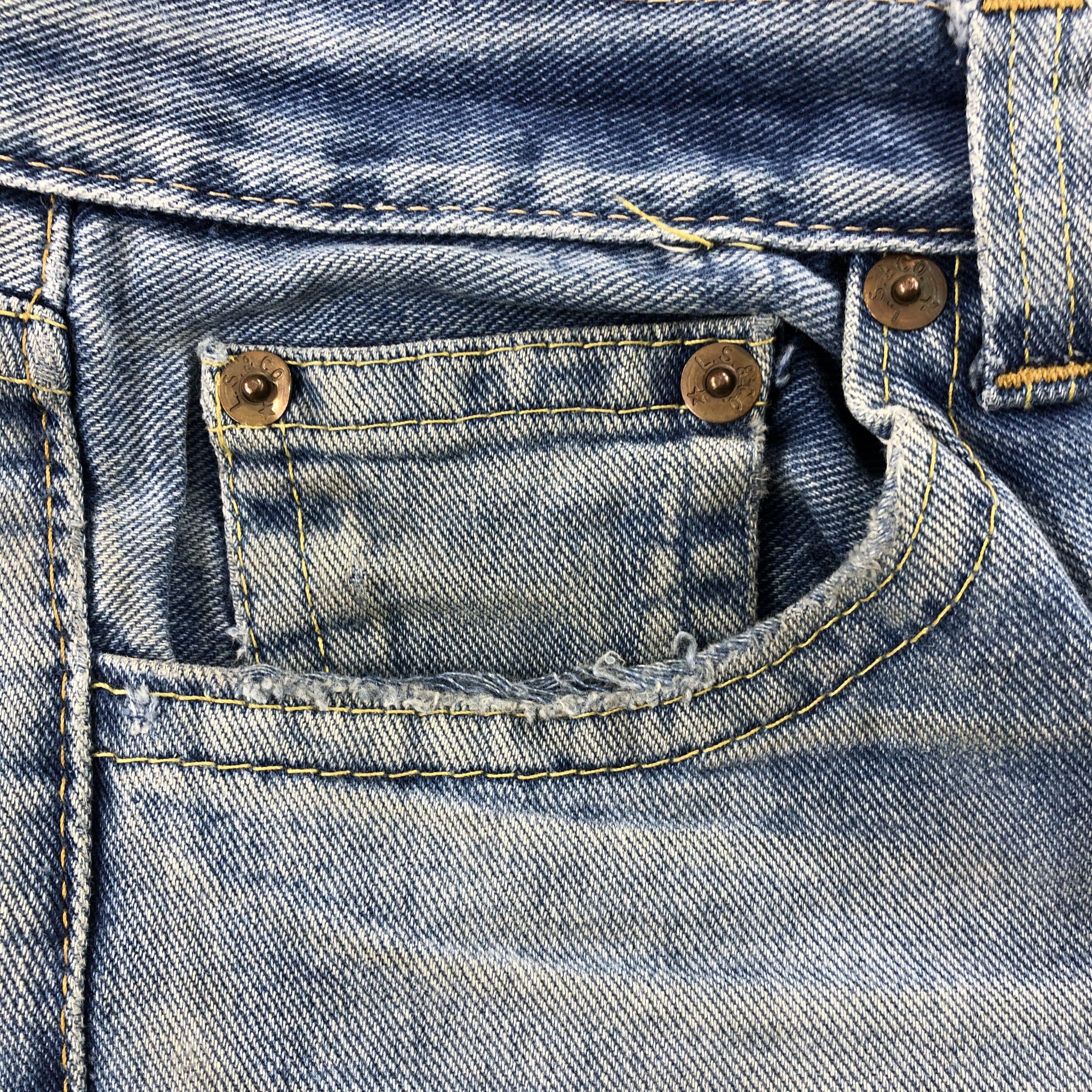 Levi's × Vintage 90s Vintage Light Wash Levis 901 Jeans-JM2359 Size US 34 / EU 50 - 12 Thumbnail