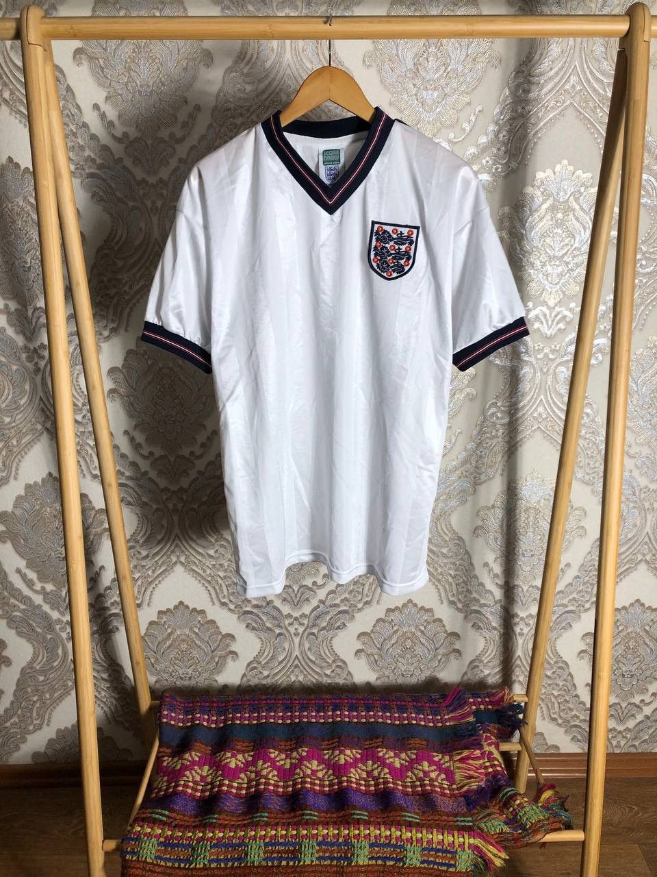 Vintage VINTAGE ENGLAND RETRO SOCCER JERSEY MANCHESTER BLOKE Y2K 90s Size US L / EU 52-54 / 3 - 1 Thumbnail