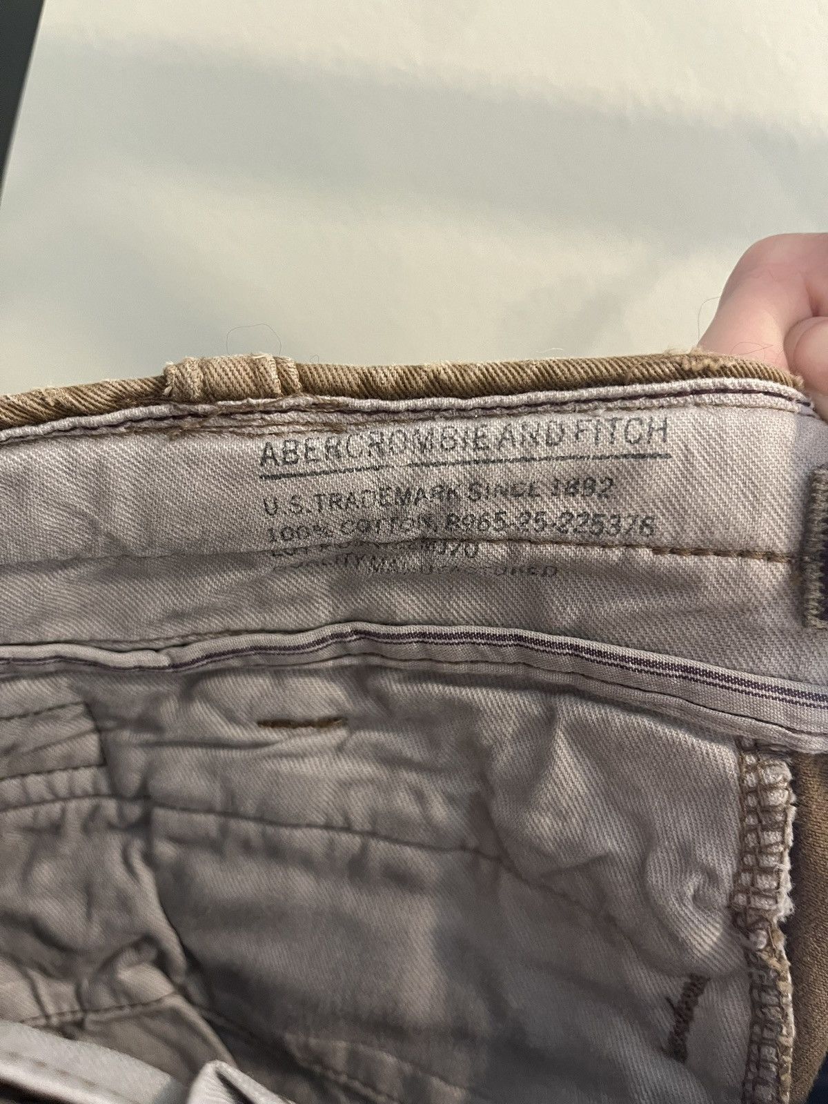 Abercrombie & Fitch Vintage Abercrombie tan cargo pants Size US 36 / EU 52 - 8 Thumbnail