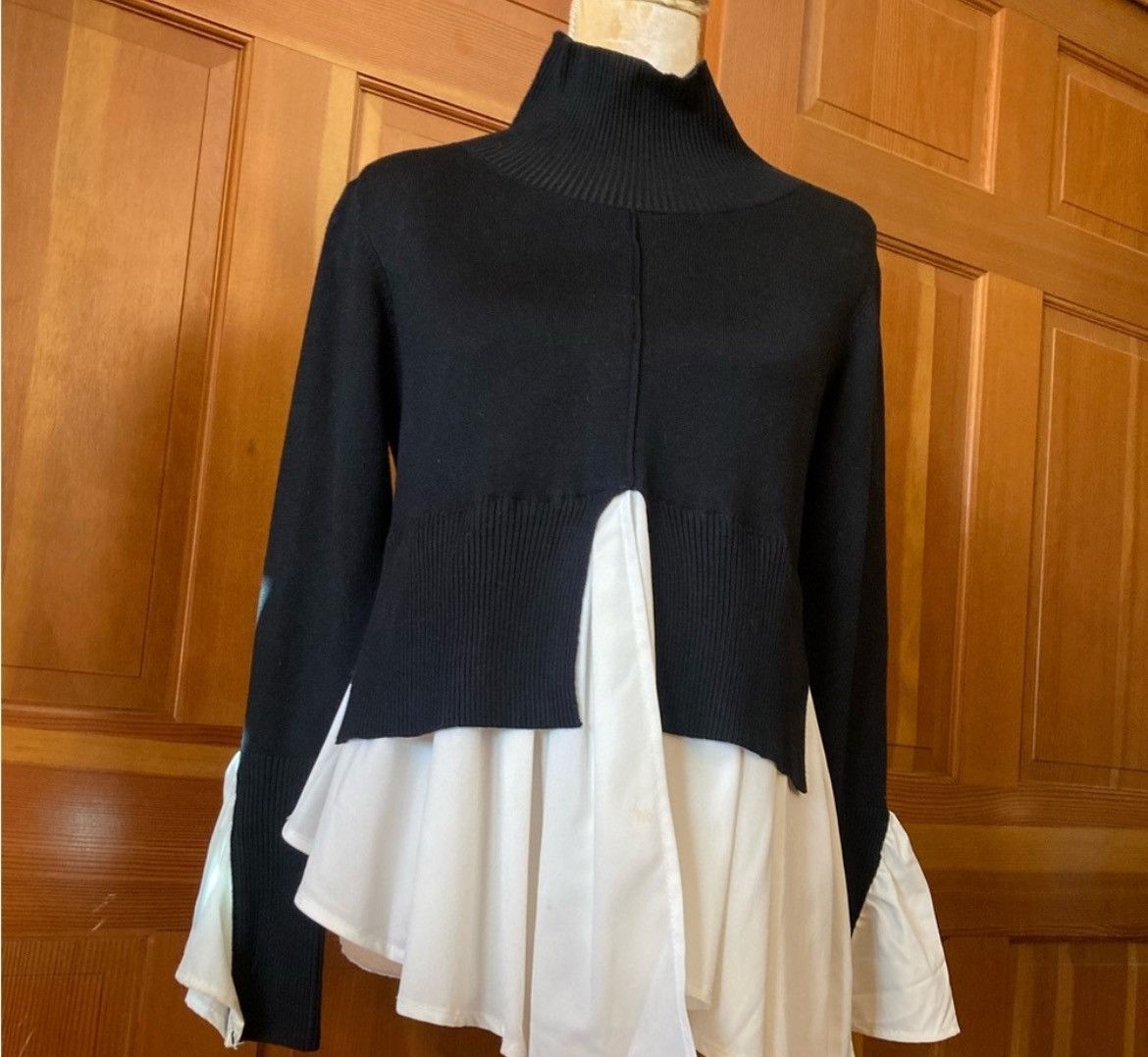 Designer × Other NWT, Lavishly Paris Mock Neck Two Tone Ruffle Hem Sweater Size S / US 4 / IT 40 - 13 Thumbnail