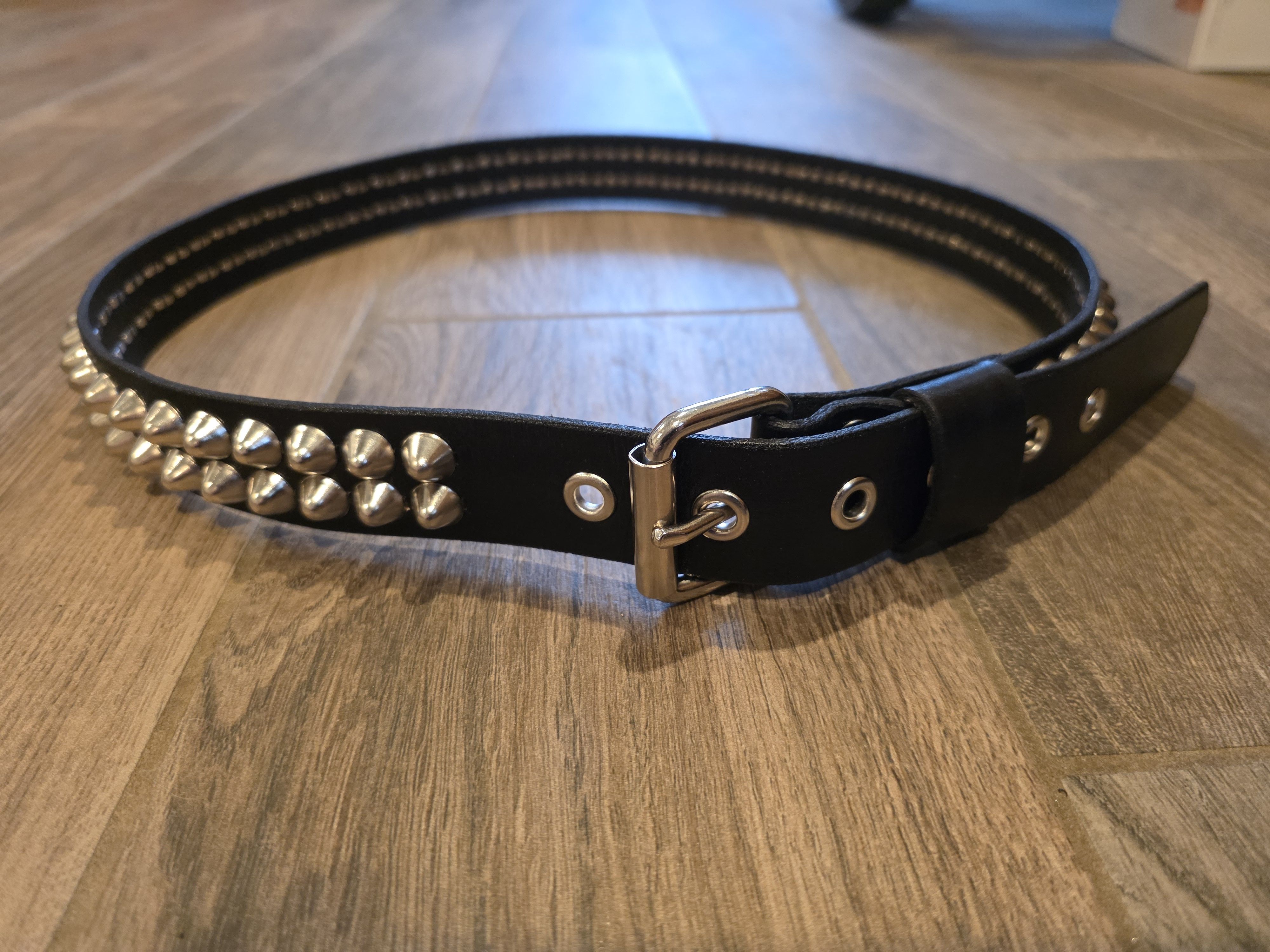 English Cone Spiked Leather Belt 34 Studded Punk Rock