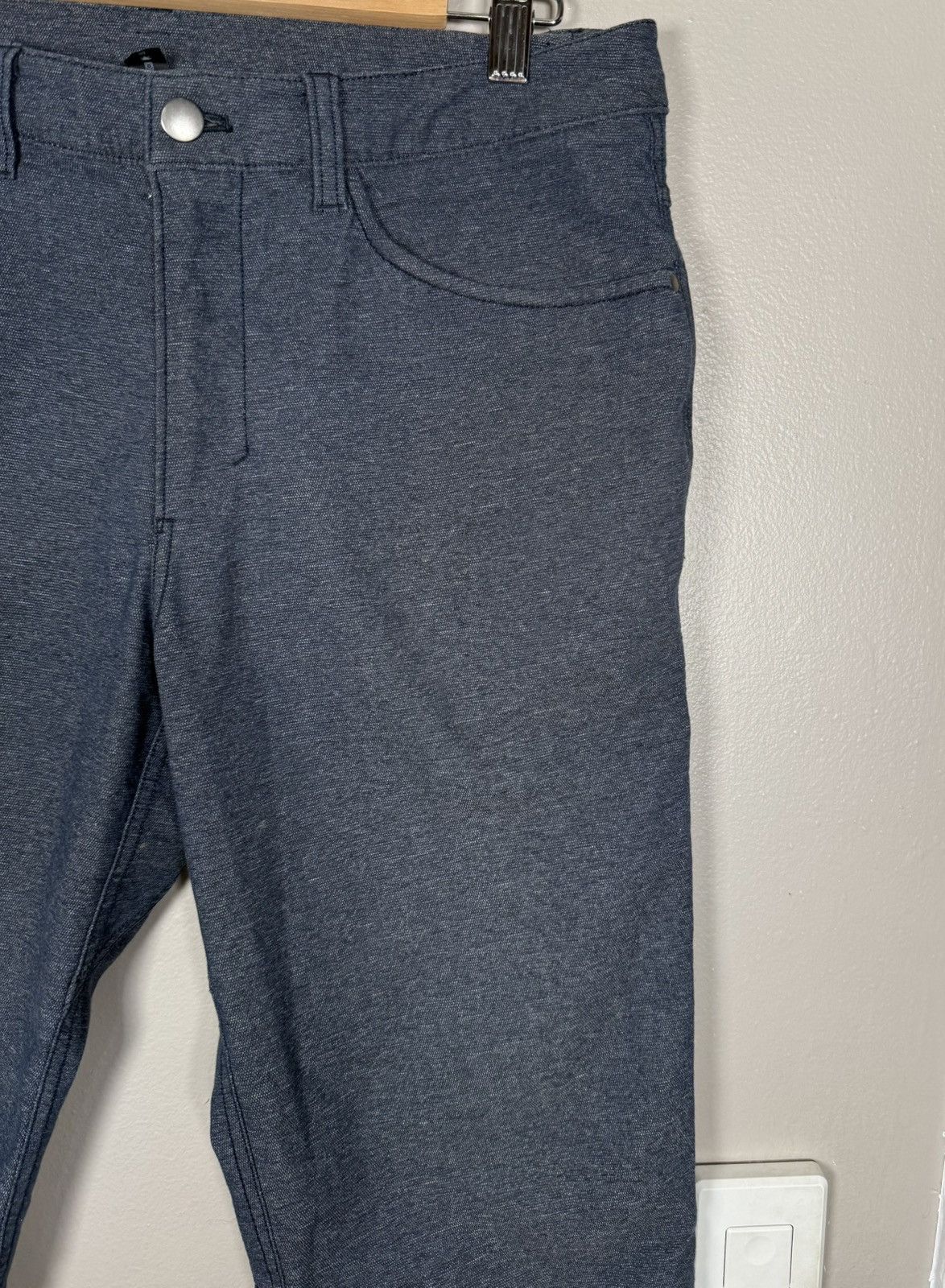 Lululemon Lululemon ABC Pant Slim *Tech Canvas Heathered Navy size 31 Size US 31 - 7 Thumbnail
