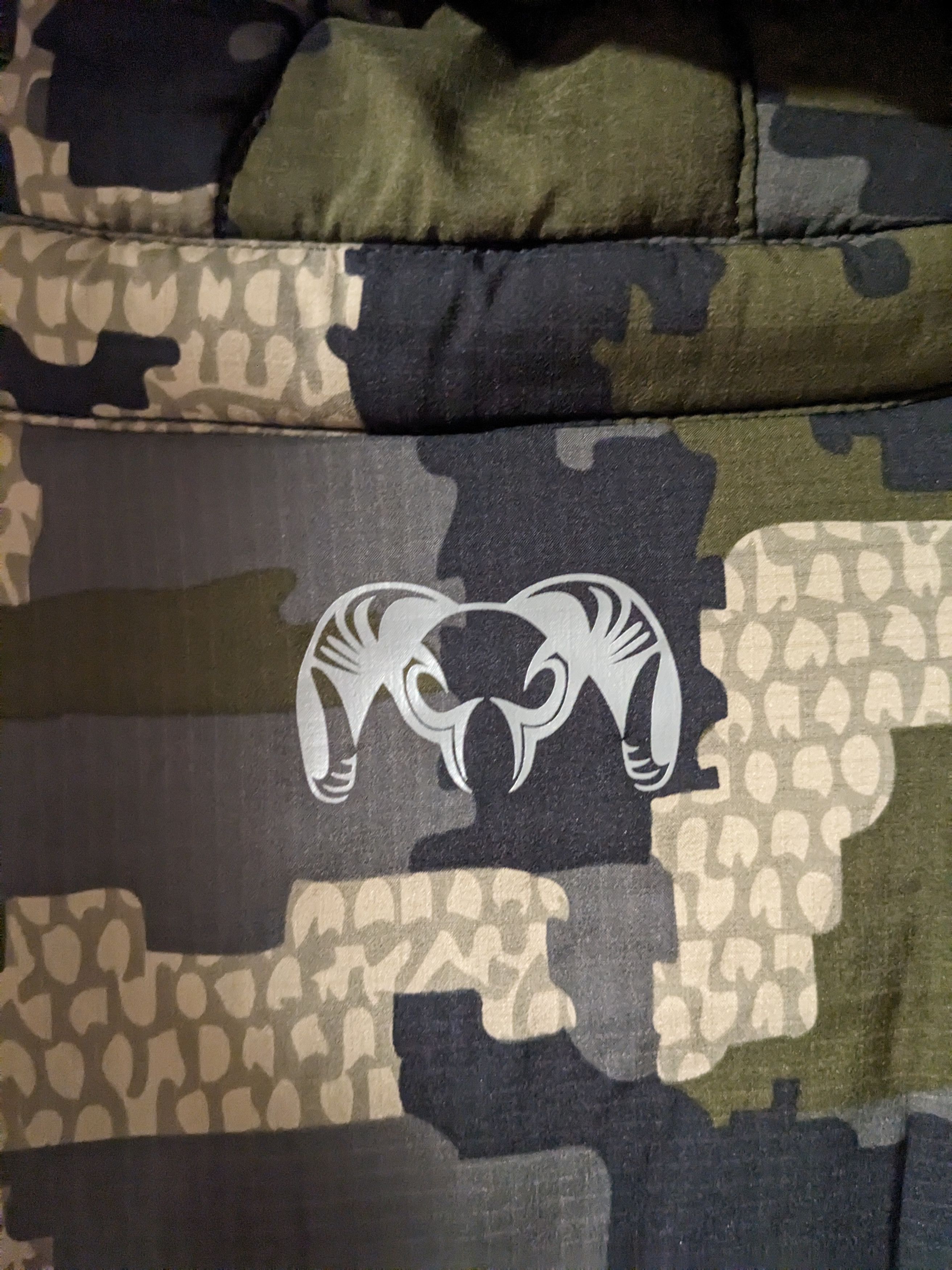 Camo Designer Streetwear Kuiu Teton Insulated 3DeFX Large Camo Jacket Grailed