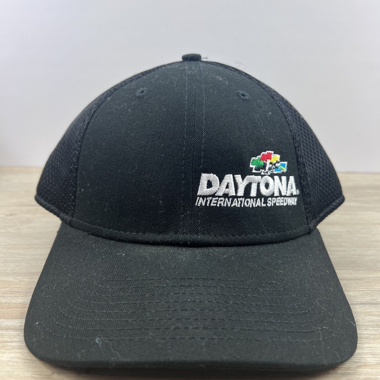 New Era Daytona International Speedway Snapback Hat Black Adjustable Size ONE SIZE - 2 Thumbnail