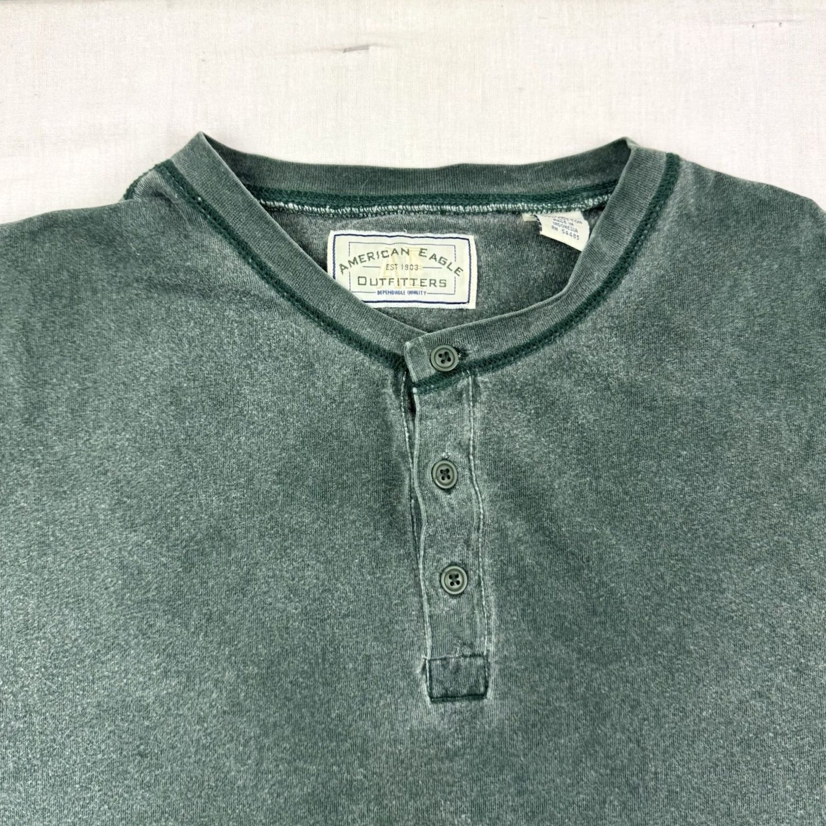 American Eagle Outfitters VINTAGE American Eagle Henley Shirt Adult XL Green Cotton Long Sleeve Button Up 90s Y2K Hipster Punk Mens Size US XL / EU 56 / 4 - 5 Thumbnail